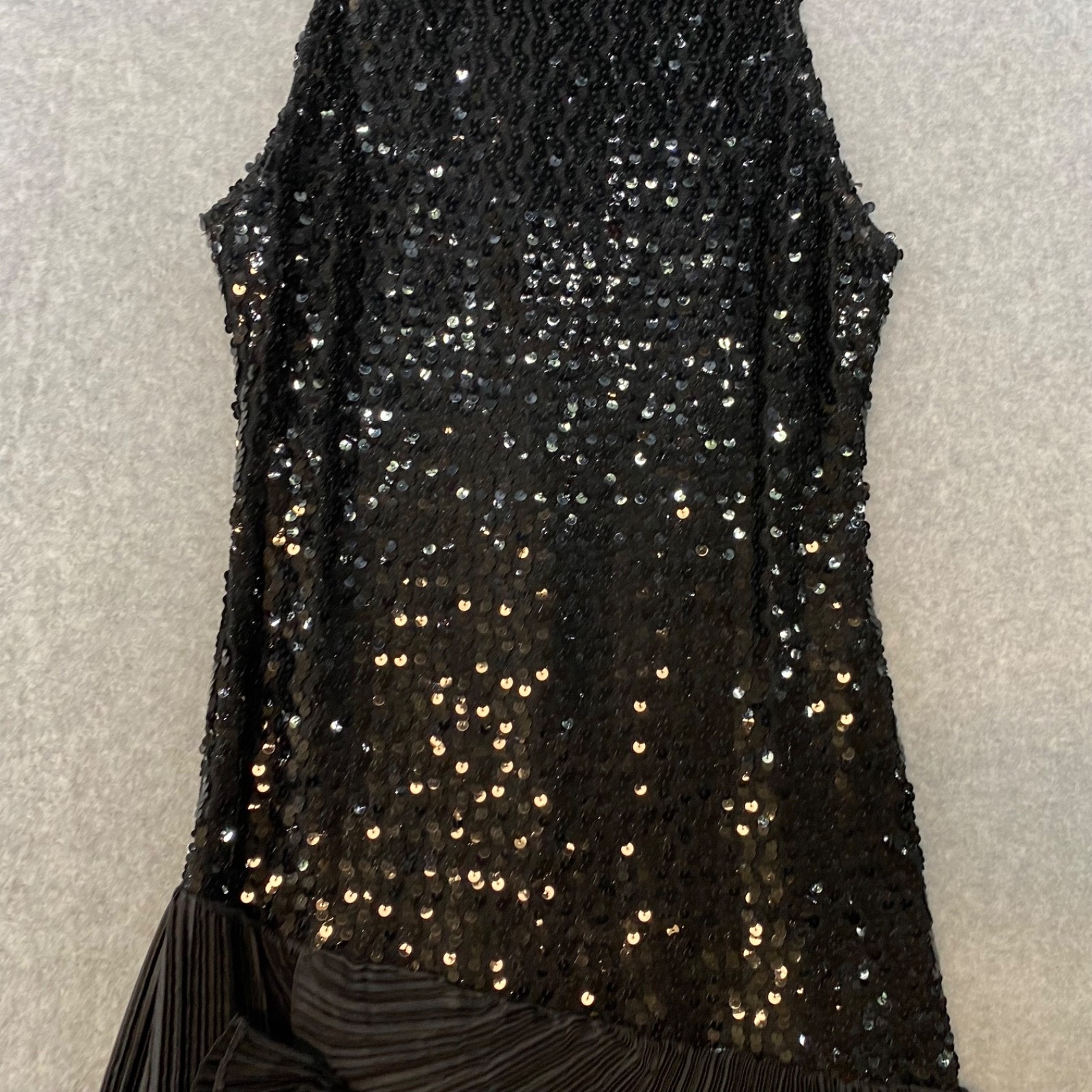 Vintage Glenrob Size 9/10 • Sequin Pleated Dress • Black • Sleeveless