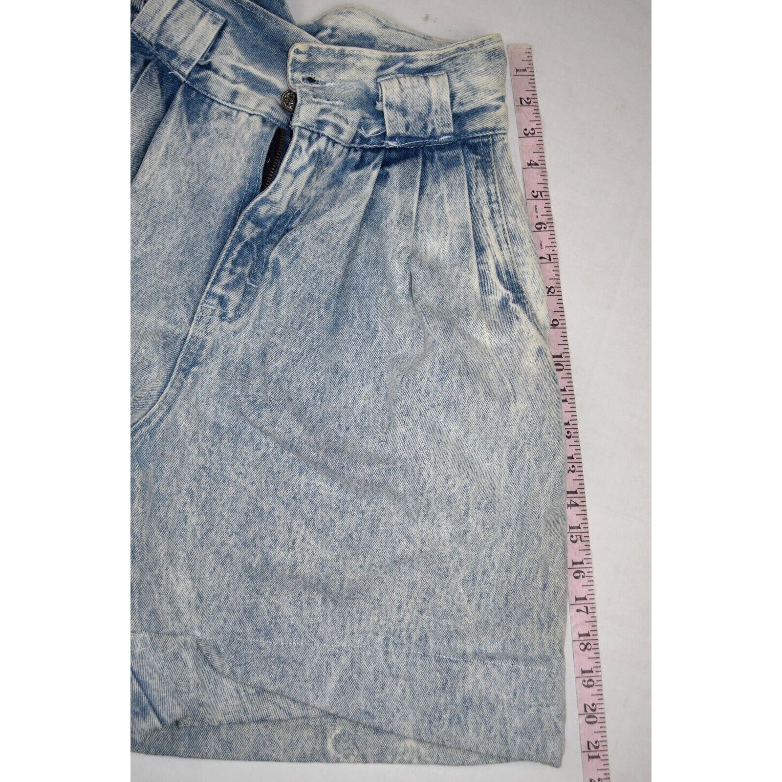 Vintage Watch LA Shorts Size XS/S 80s Denim High Waist Baggy Pleat Zip Made USA