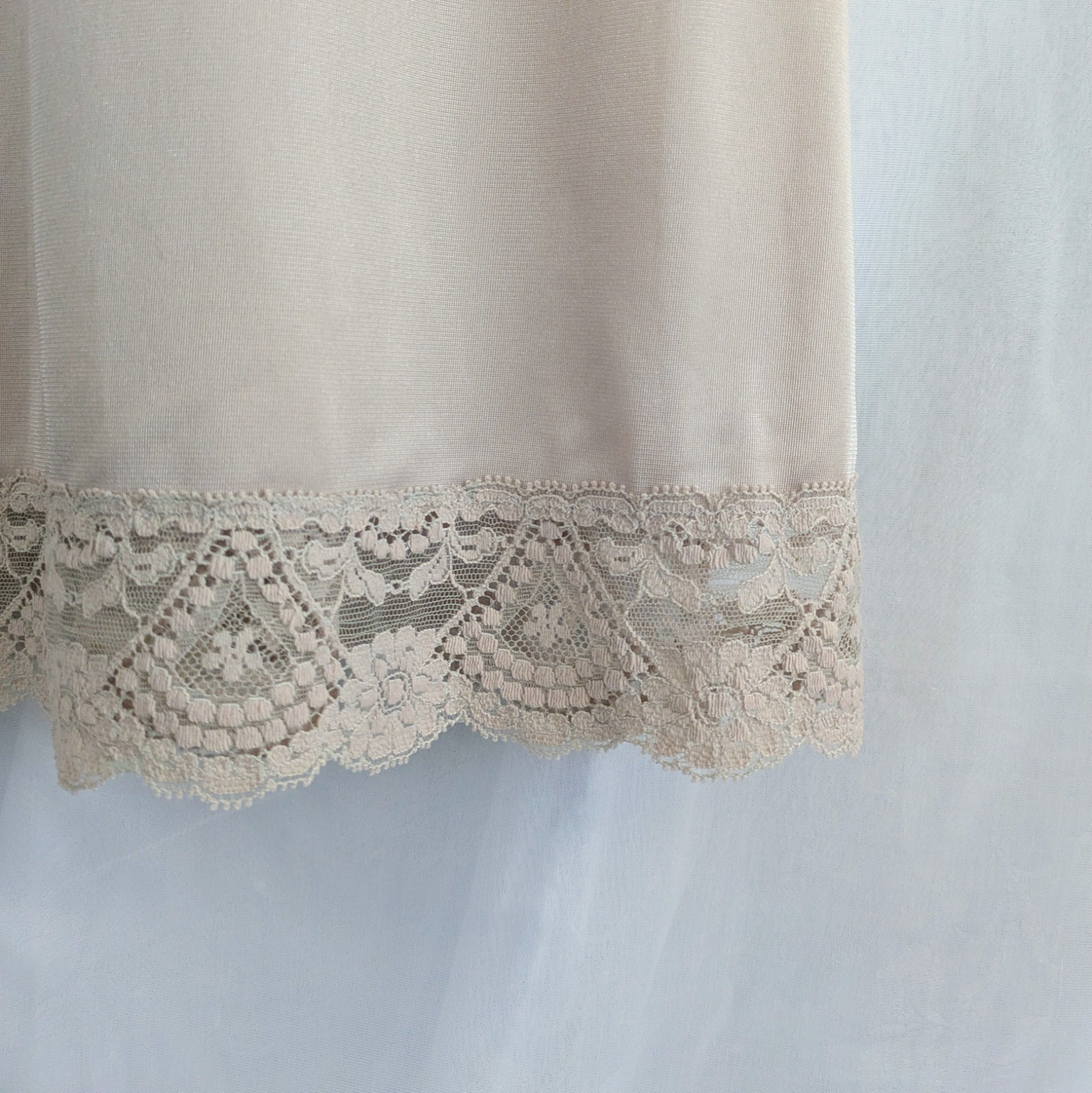 Vintage Full Dress Slip By Vassarette, Lace Detail, Light Tan/Beige Brown