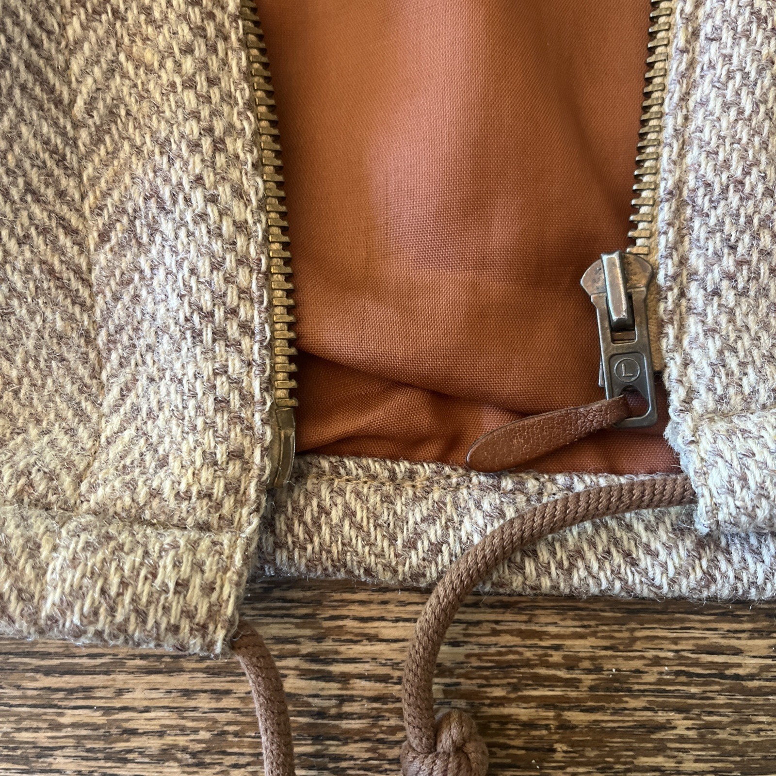 Vtg Harris Tweed Wool Jacket Size S Brown Leather Elbow Patch & Collar Zip READ
