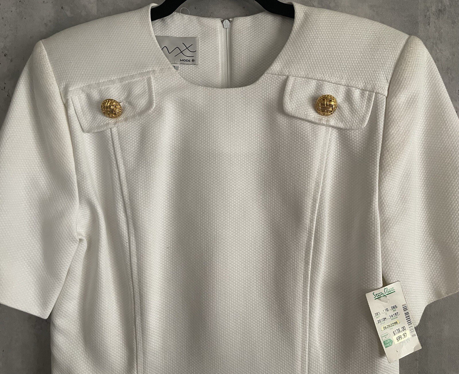 NWT’s Vintage MODE White Cotton Gold Color Button Accents Sheath Lined Dress Sz6