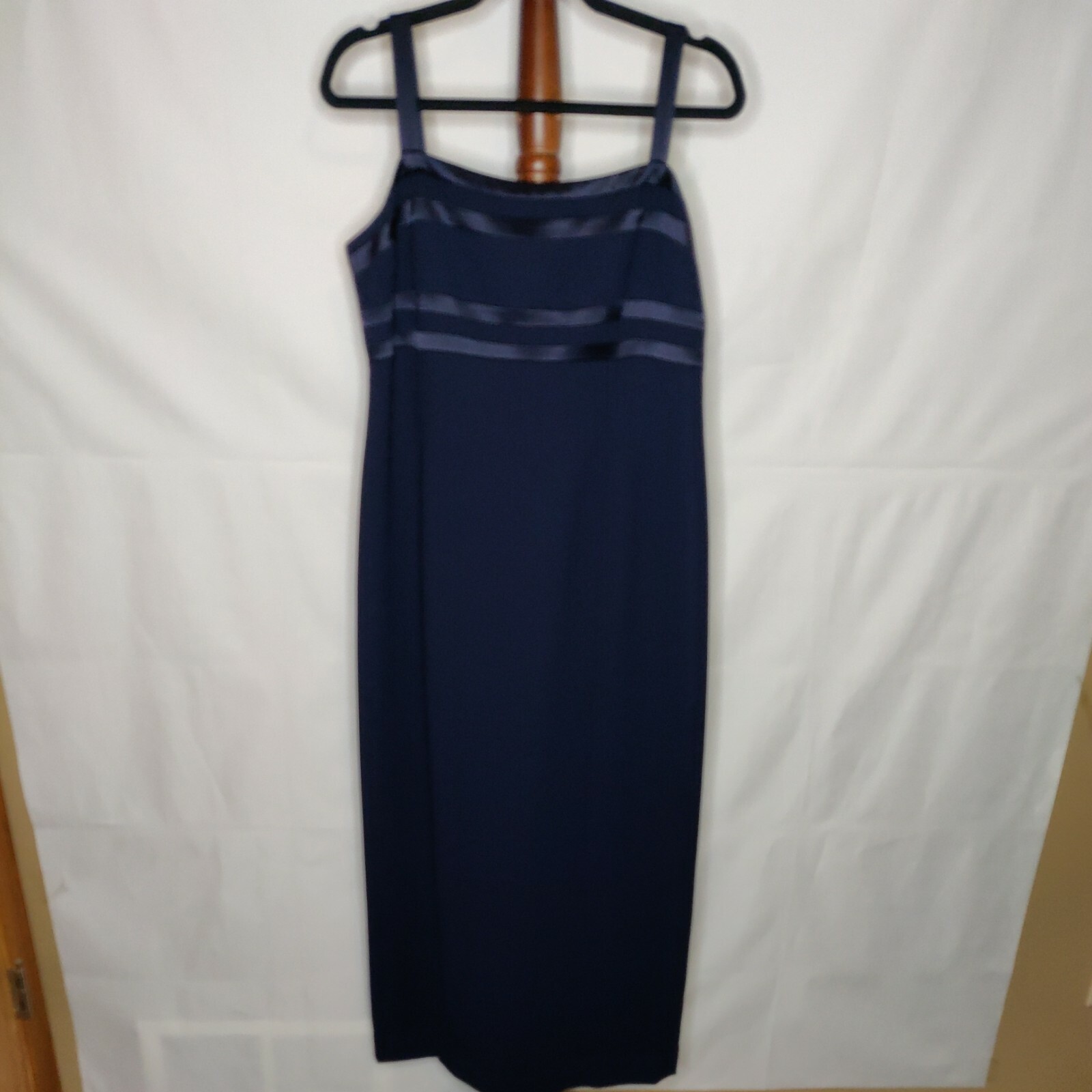 Jones New York Evening Vintage women’s size 12 lined maxi dress navy back zip