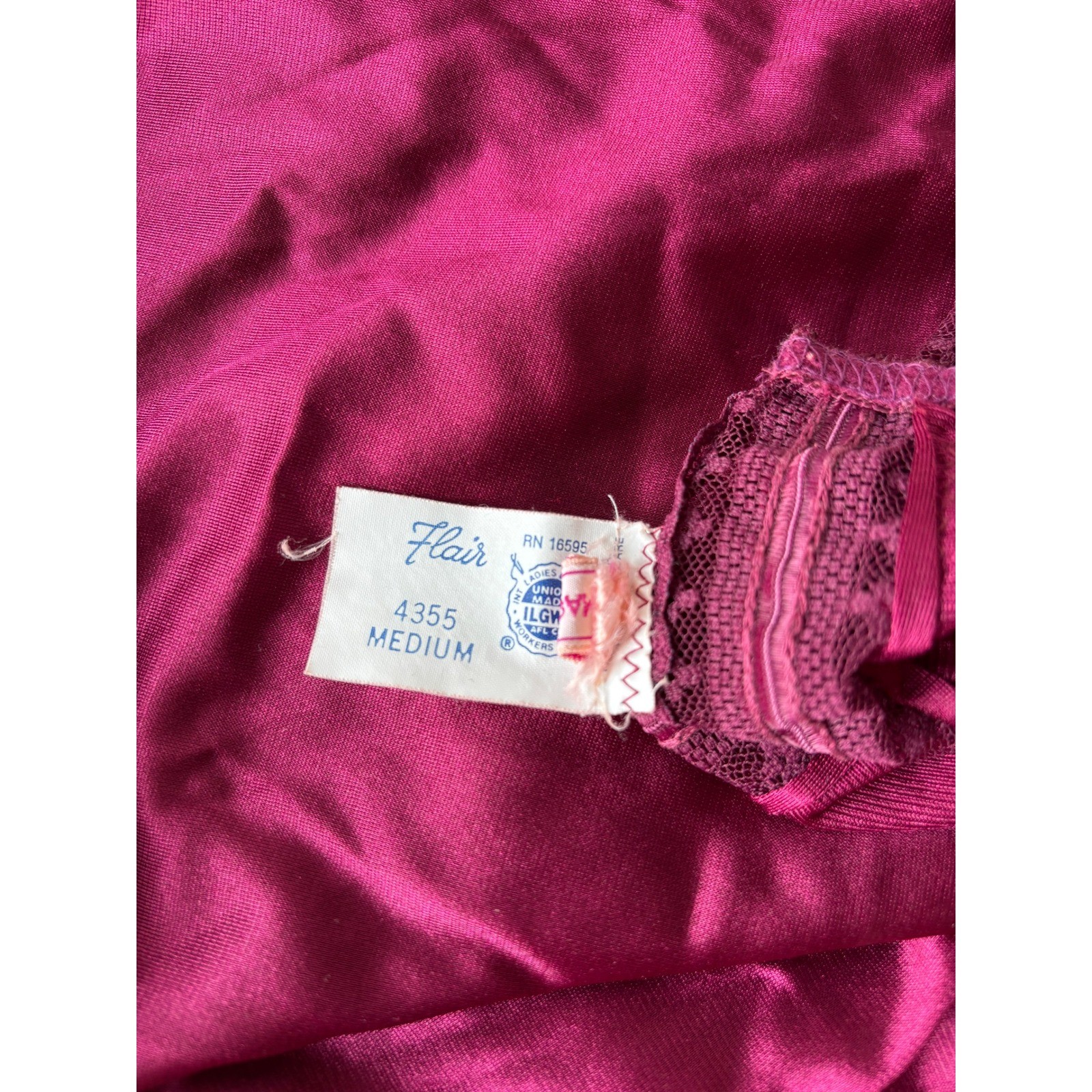 Vintage Flair Magenta Pink Lace Trim Half Slip ILGWU Made in USA Medium 4355