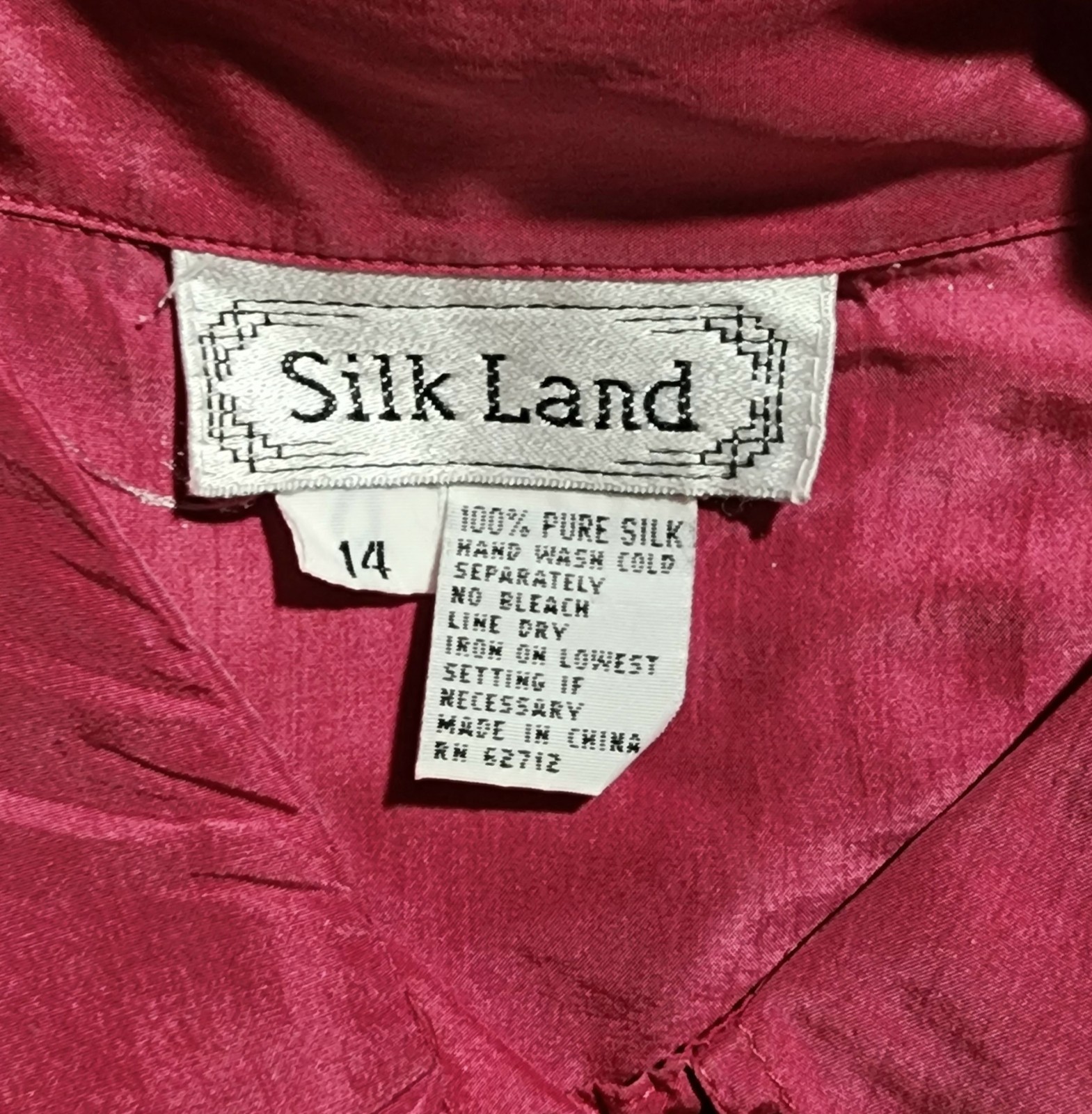 VINTAGE 90’s SILK LAND Hot Pink Pure Silk Hot Pink Longsleeve Blouse 14