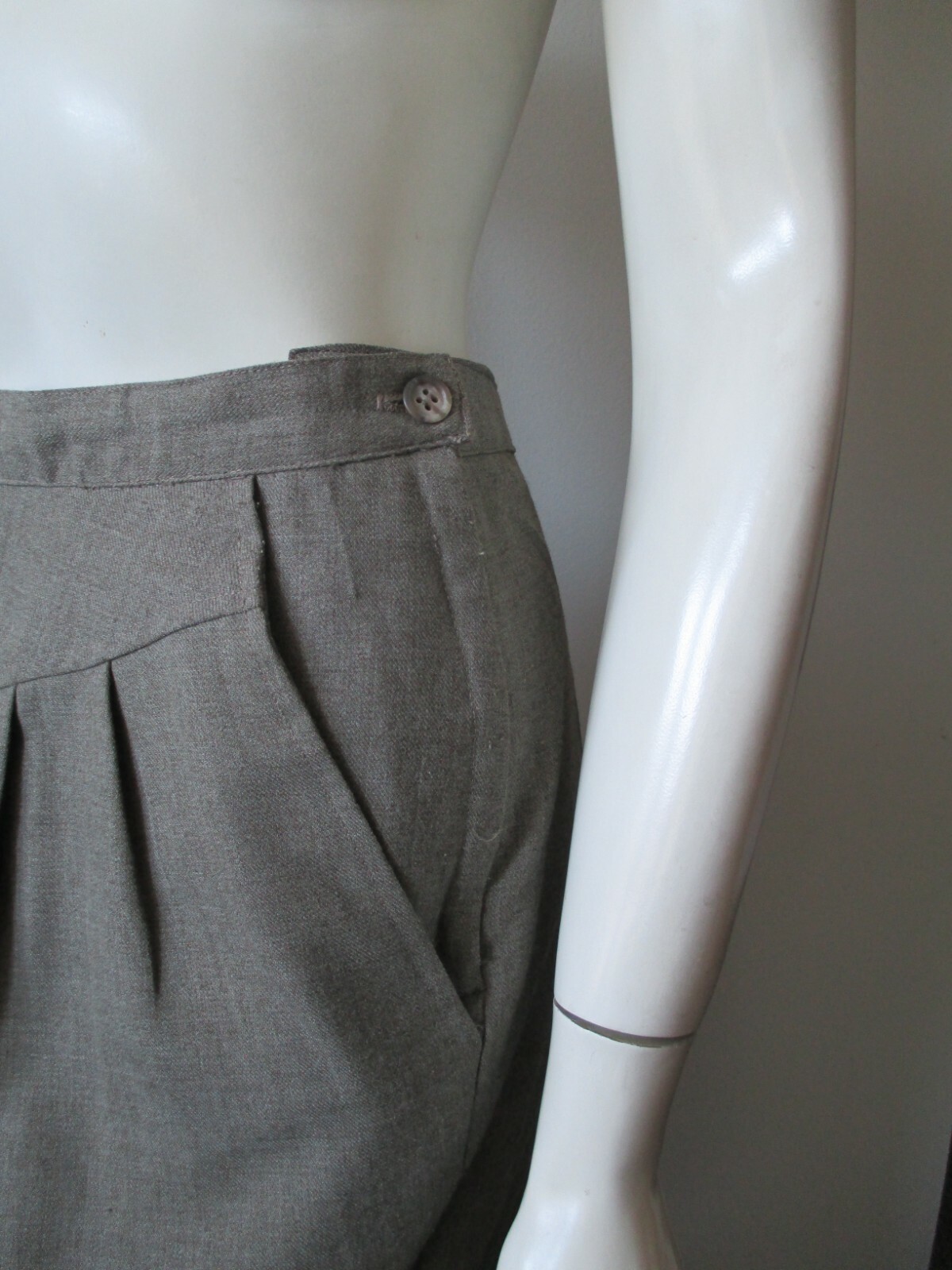 Vintage Feelin Jazzie Brownish Gray Tapered Leg Pleated Trousers Pants Size 10
