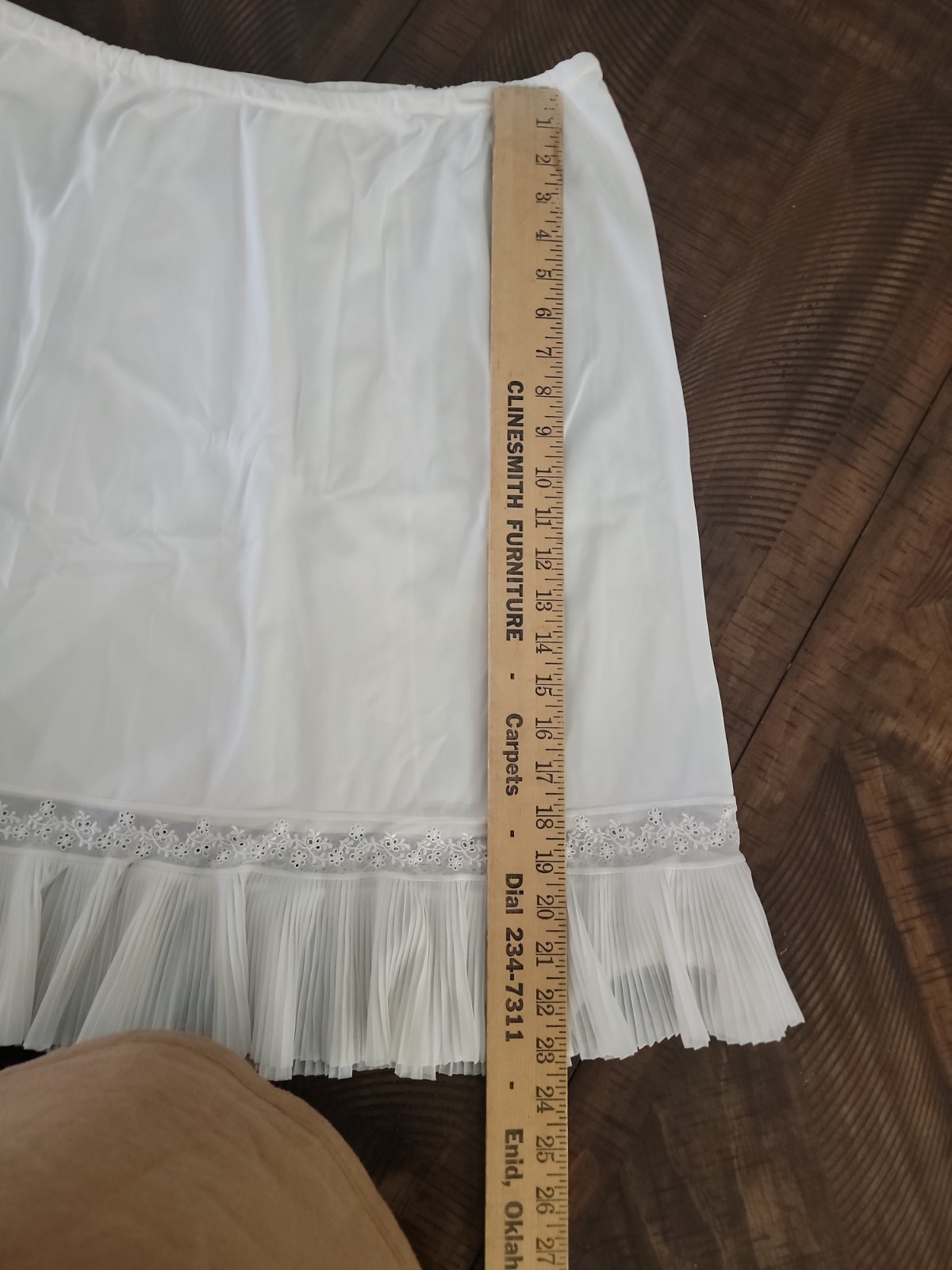 Vintage White Slip, Skirt, Undergarment Size Large No Label