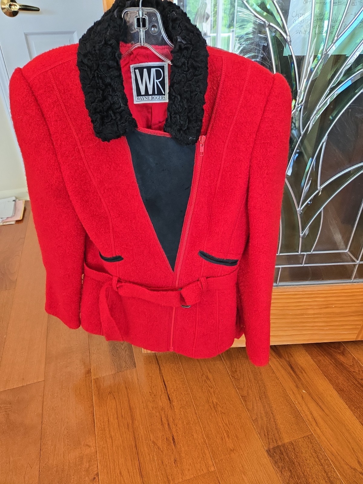 VINTAGE WAYNE ROGERS RED WOOL COAT SIZE SMALL, BUTTON EMBELLISHMENTS AND FRINGED