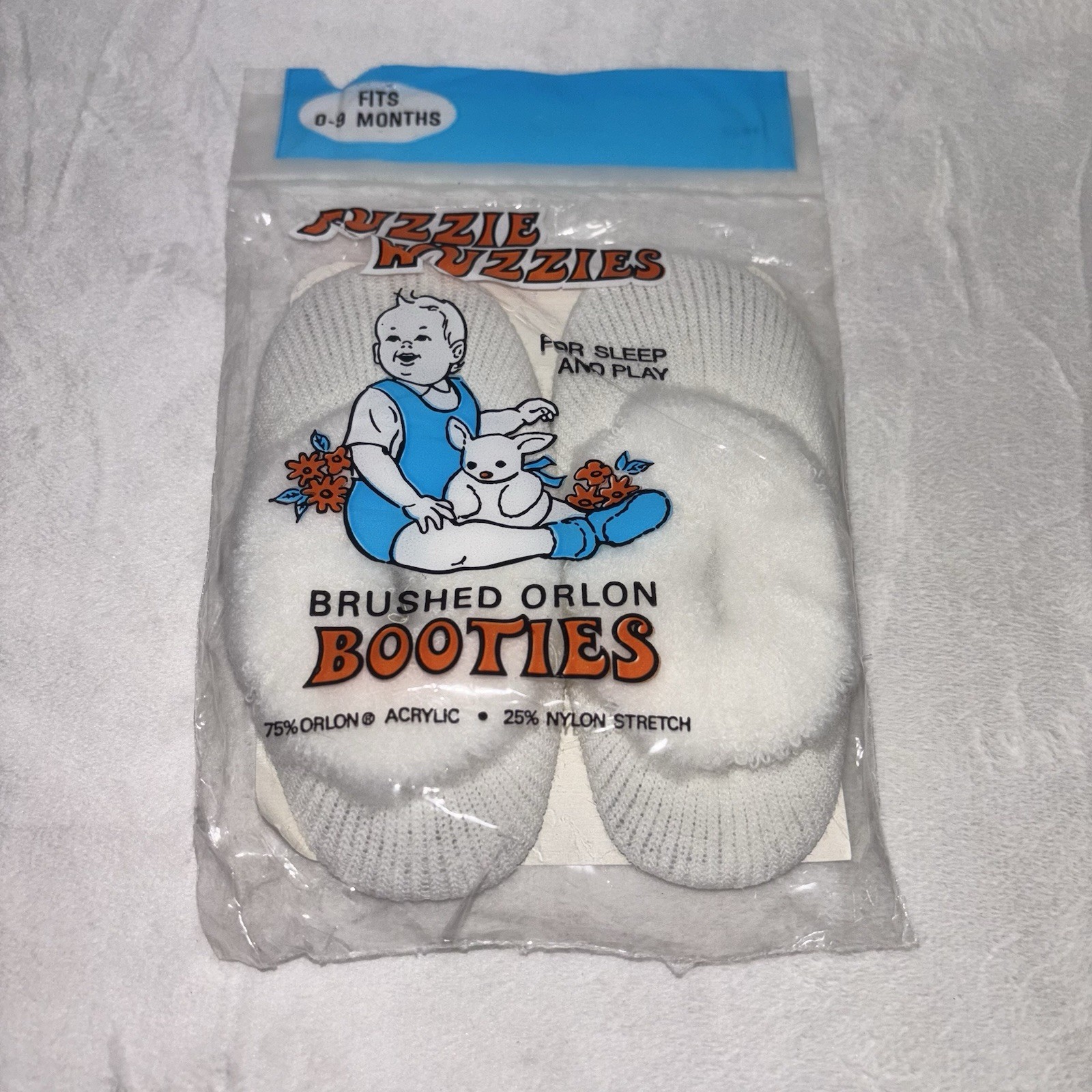 New Vtg Fuzzie Wuzzie Booties Footies Fuzzy Brushed Orlon Acrylic Nylon White
