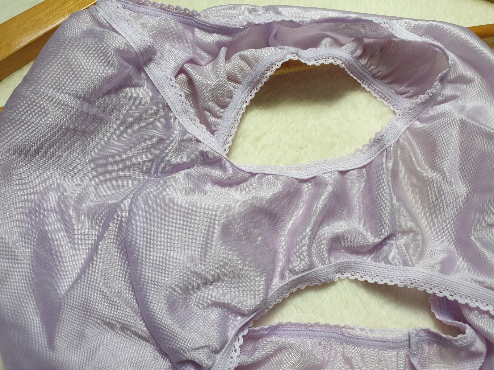 Vintage Silky Purple Panty 100% Nylon Sissy Sheer Brief Size 6-7 Hip 35-39″