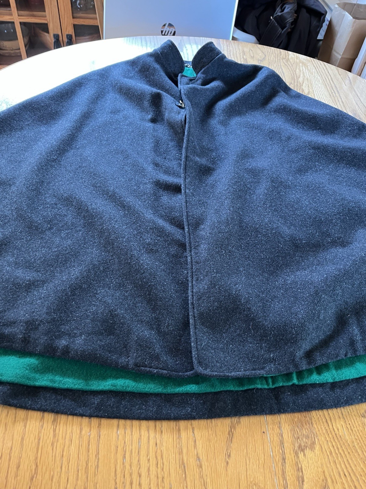 VTG Marvin Neitzal Wool Nurses Cape Dark Gray Green Lining O/S Repair Spot