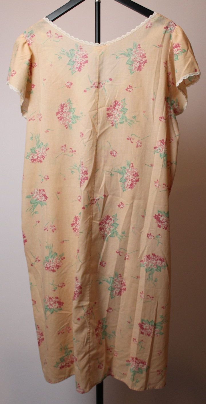 Quiet Moments Nightgown – 1X, Made in USA, Floral, Lace Trim, 40” Length