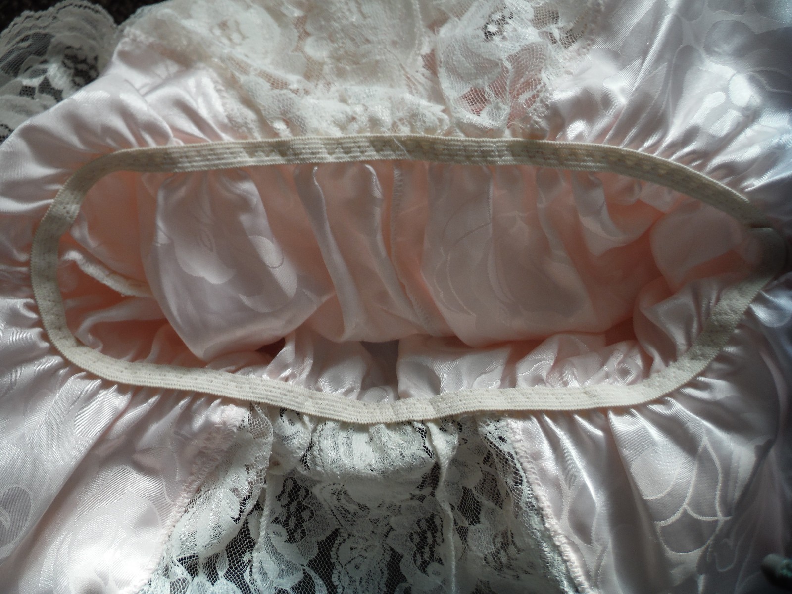 Gorgeous LILY of FRANCE Teddy Vintage New Pink w/lots of Lace Trim Sexy! Medium