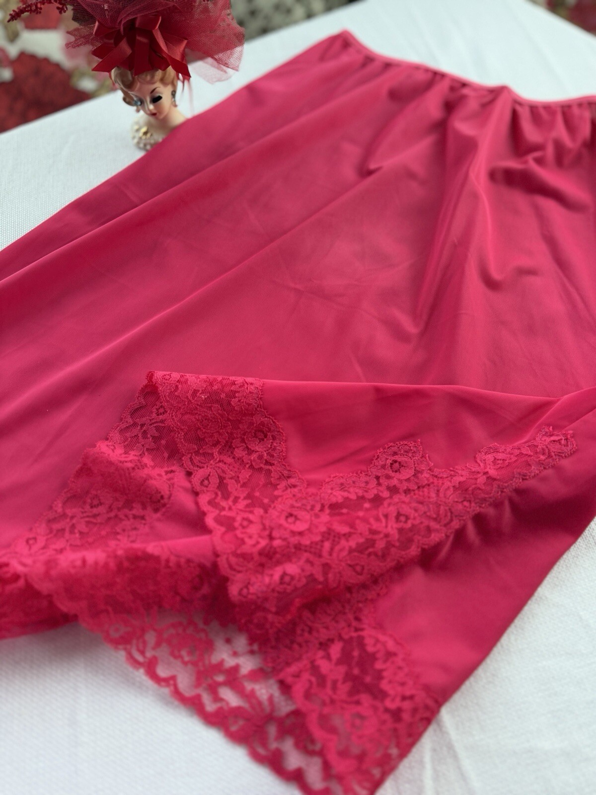 Vtg Half Slip Rogers 50’s Pristine UNWORN Nylon & Lace Magenta Dark Hot Pink M