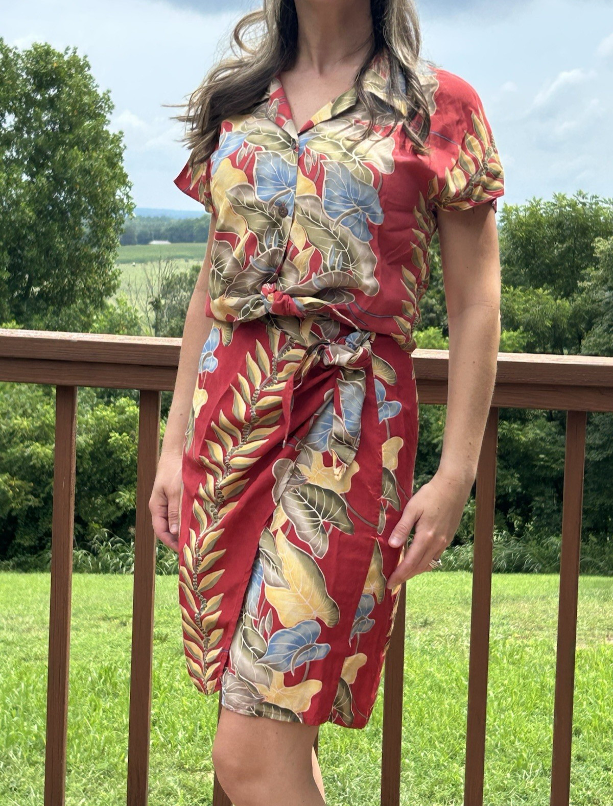 Vintage Hawaiian Kamehameha Set Shirt & Skirt Sarong Tropical Leaves Palm Medium