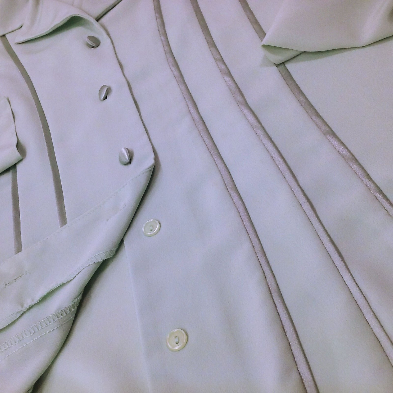 Vintage 90s Laura Scott Petite Blouse -10P Satin Stripe Power Shoulder Mint