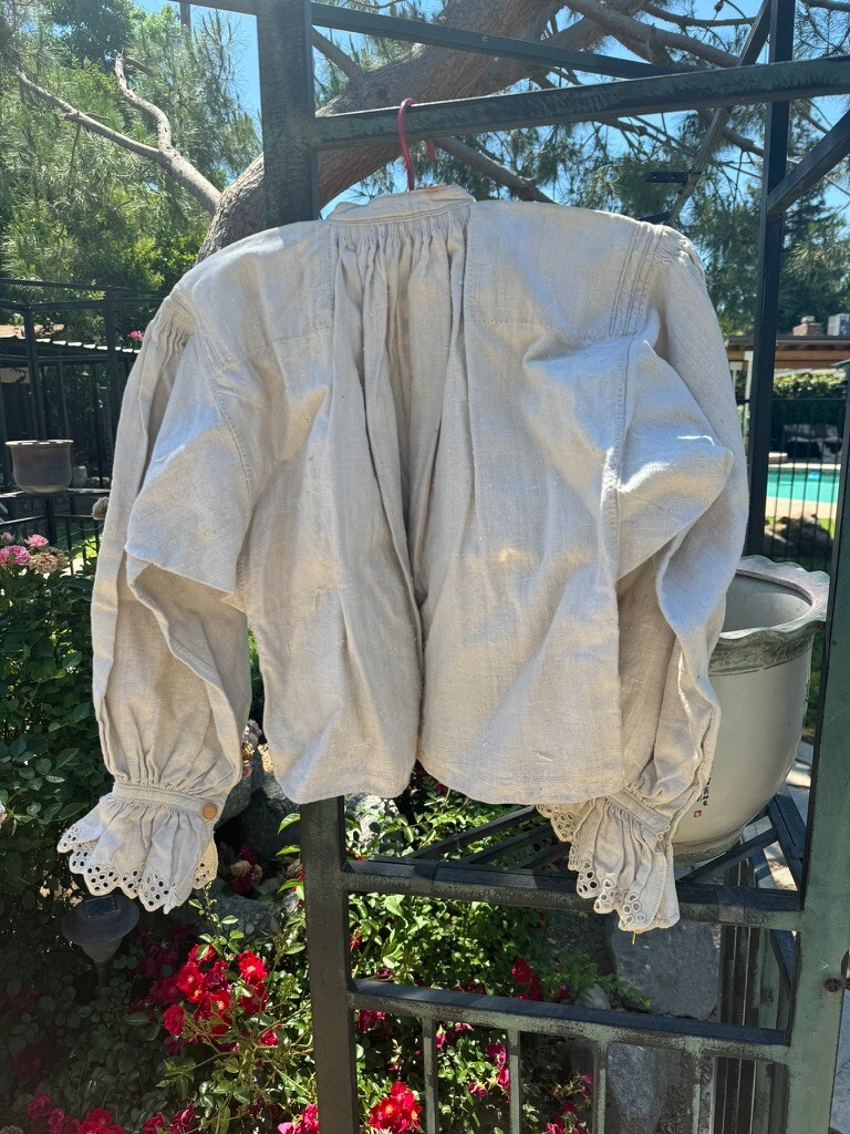 Beautiful Heavy Homespun Linen Czechoslovakian 19thc Antique Blouse