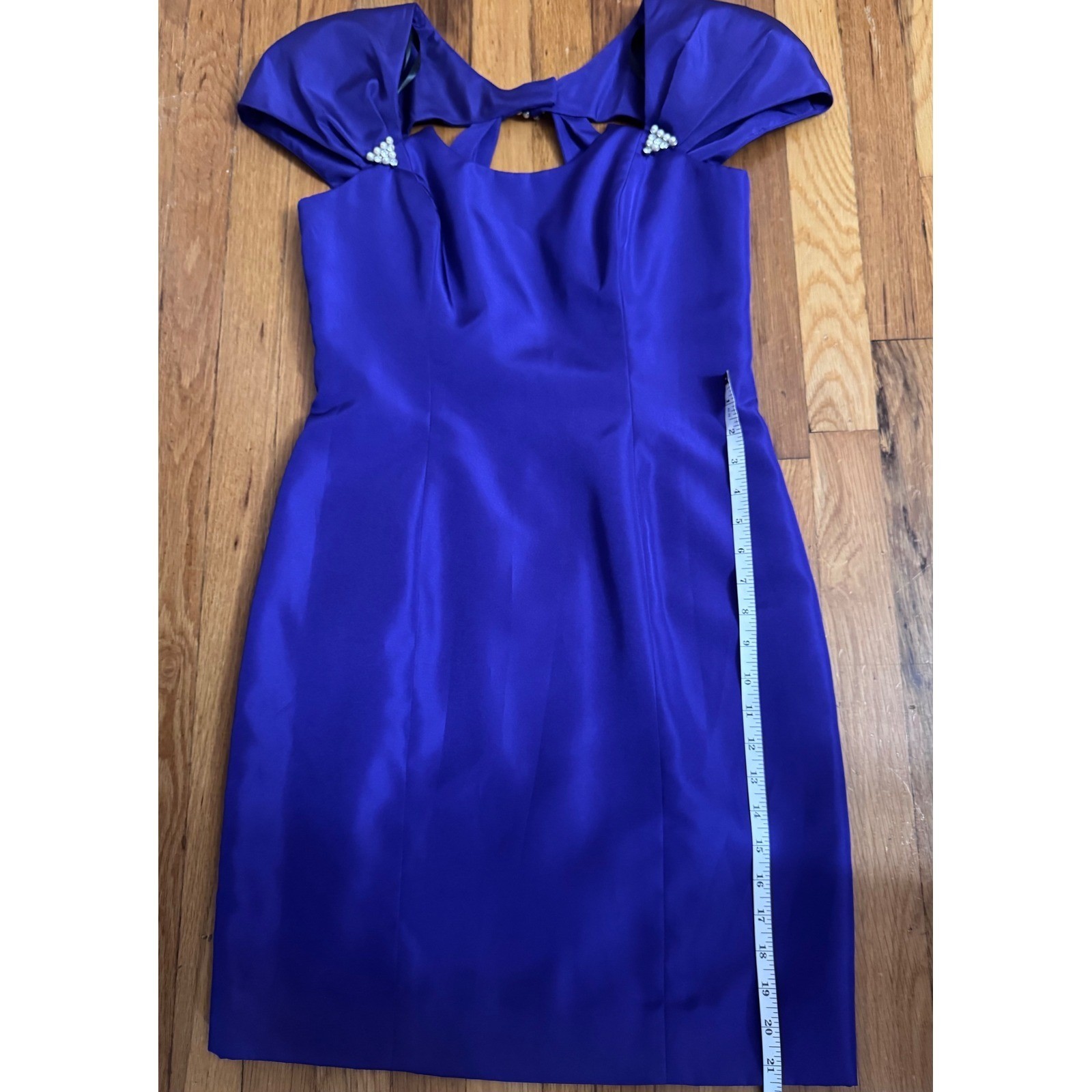 Vintage En Francais Huey Waltzer Purple Satin Cocktail Dress Pearl Detail Sz 8