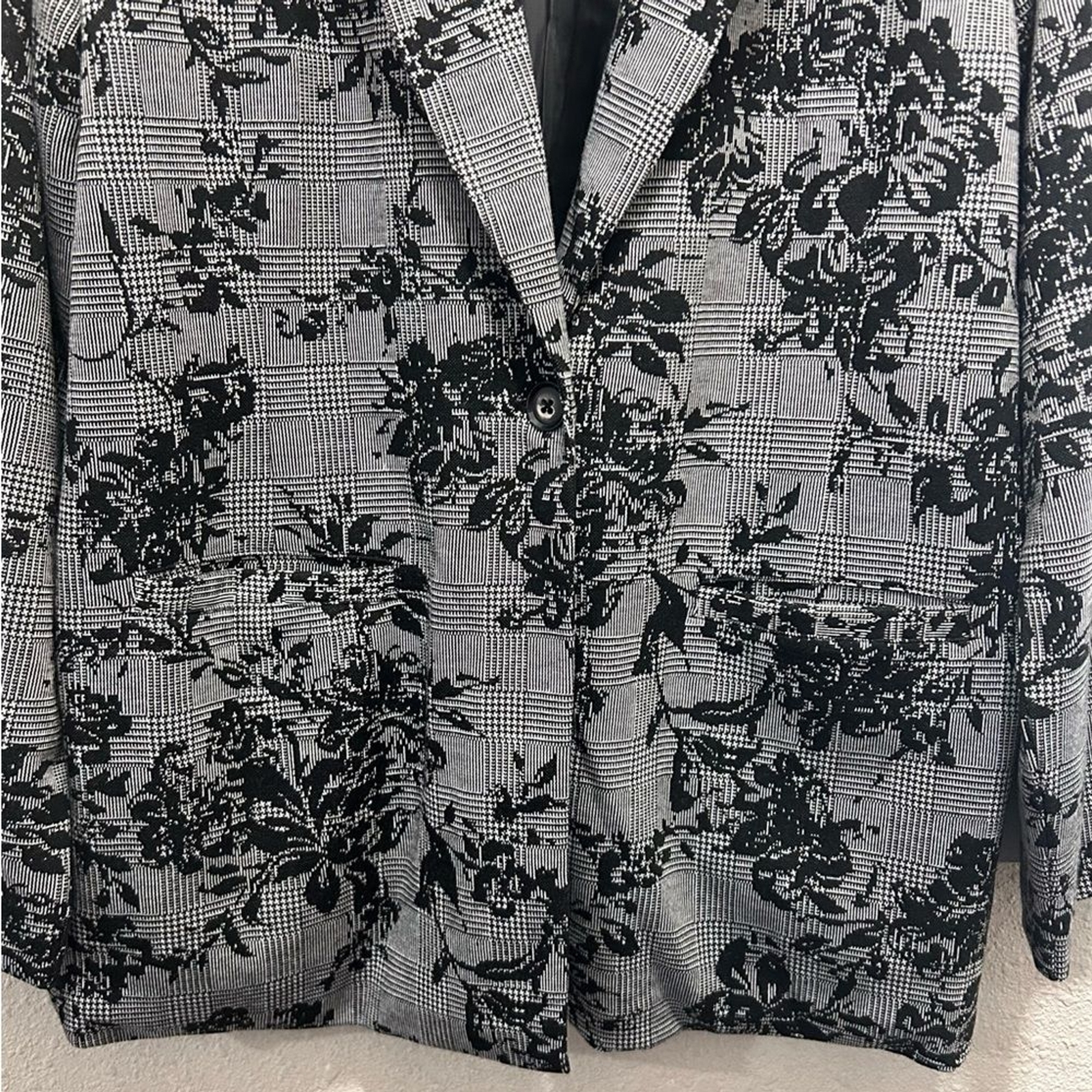 Calligraphie Grey and Black Floral Blazer Jacket NWT L