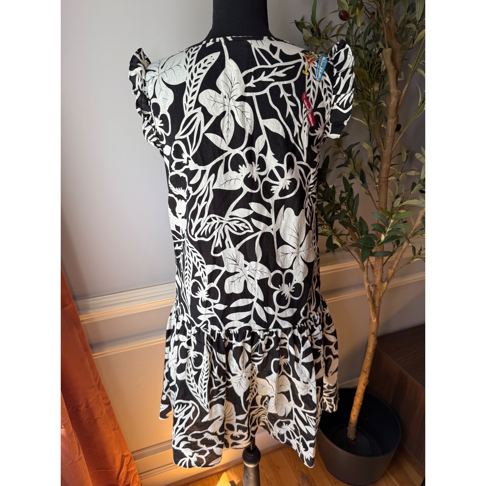 Max Rave Y2K Embroidered Floral Dress Hollywood Patch Black White