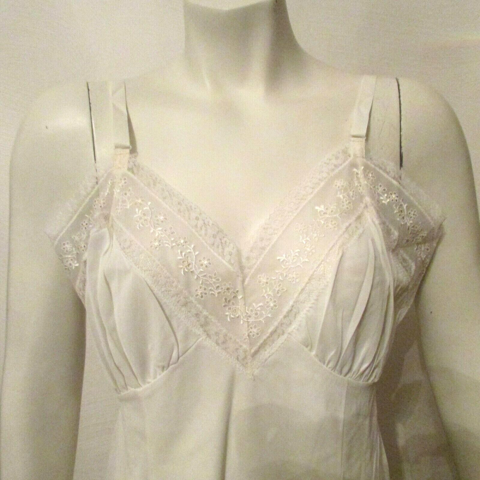 Isis Nylon Tricot Crystal Pleats Lace Full Dress Proportioned Slip 38 USA made