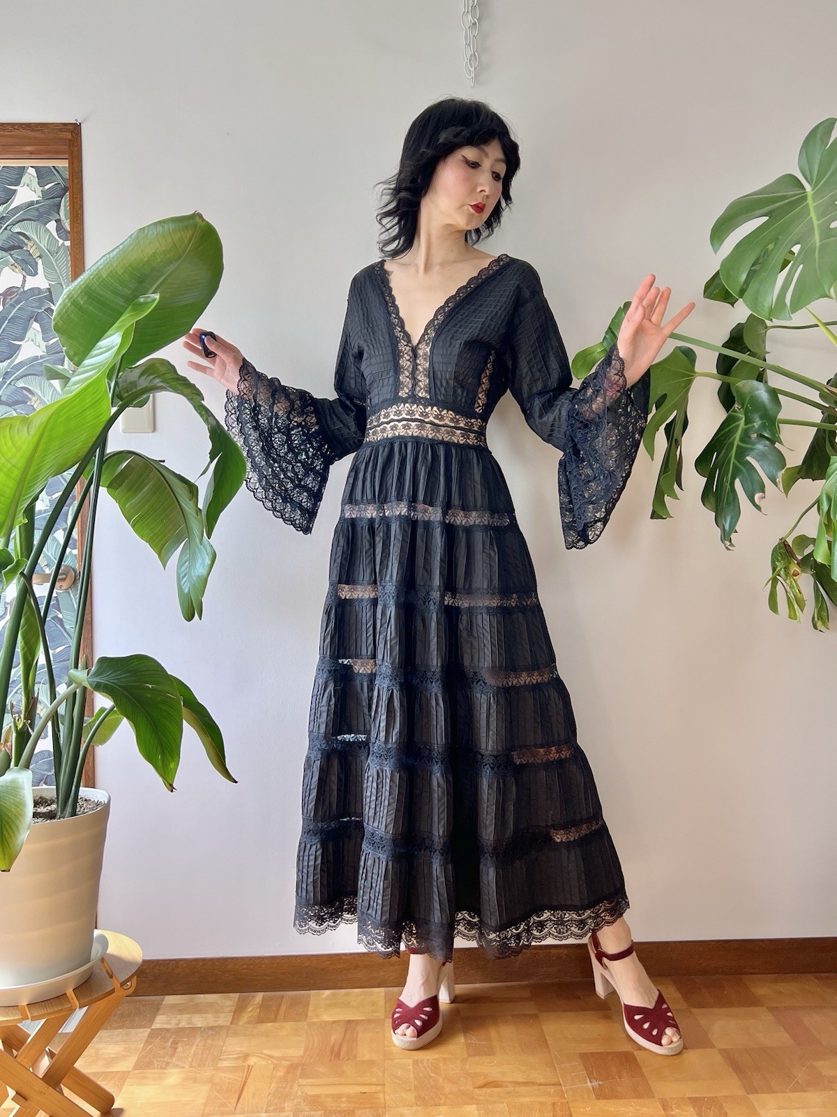 VTG 60s Mexican Wedding Dress Black Lace Pintuck Bell Sleeve Maxi S/M Boho Hippy