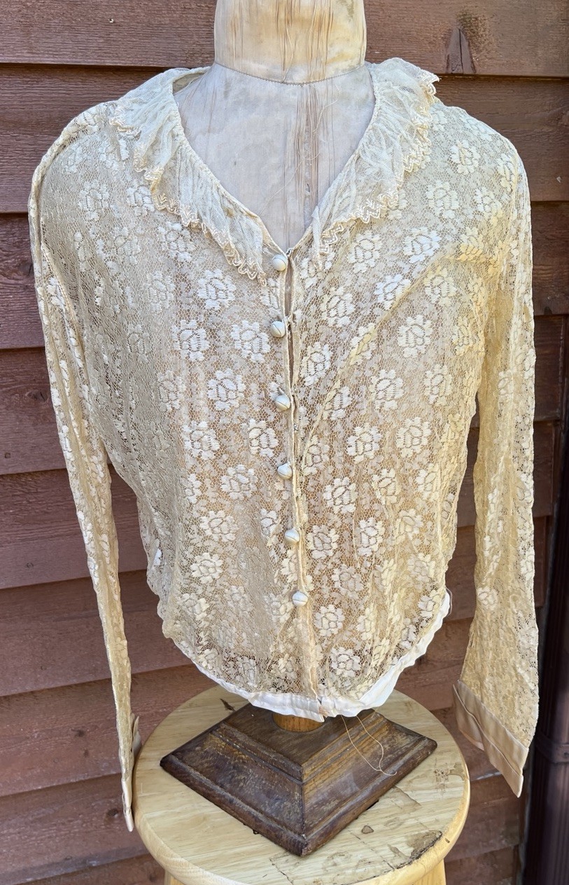 Ladies Edwardian, Floral Lace Blouse, Long Sleeves, Cloth Covered Buttons