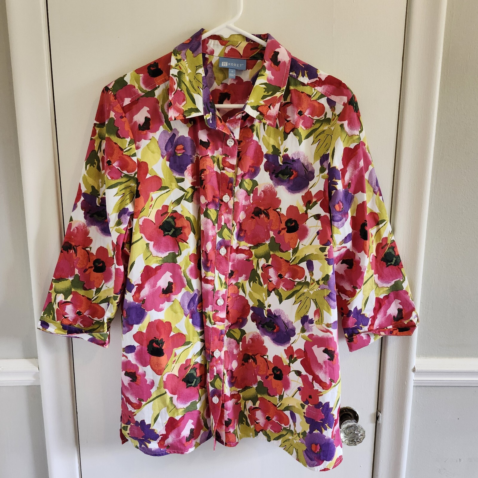 Koret Women’s Size 14 Floral Shirt Button Up Blouse Top Red Purple Flowers Green