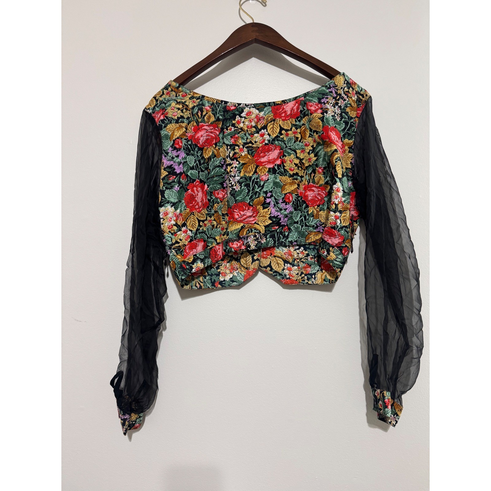 Speed Limit MPH Vintage Floral Beaded Crop Top Sheer Mesh Sleeves Womens Large