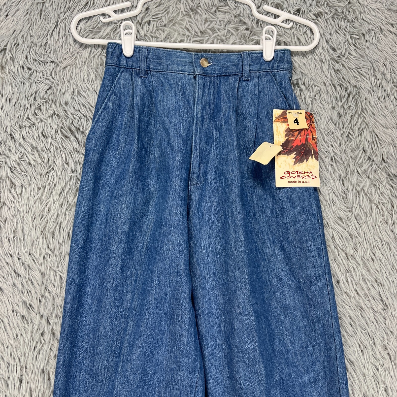VIntage Dead Stock Gotcha Covered Mom Jeans Women’s 4 Pleated Tapered 80’s