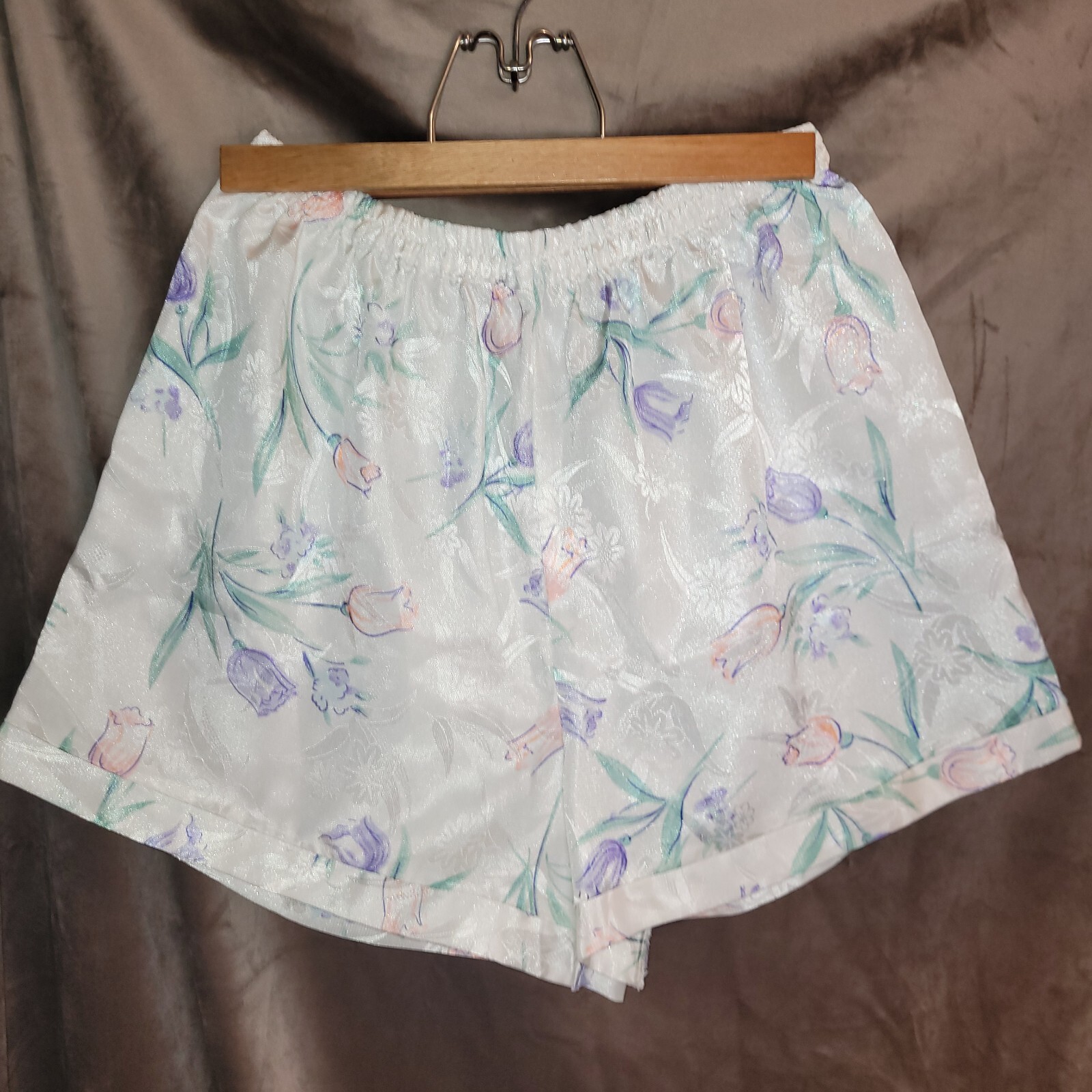 Vintage Floral Silky Satin Glossy White Sleep Shorts 80s / 90s