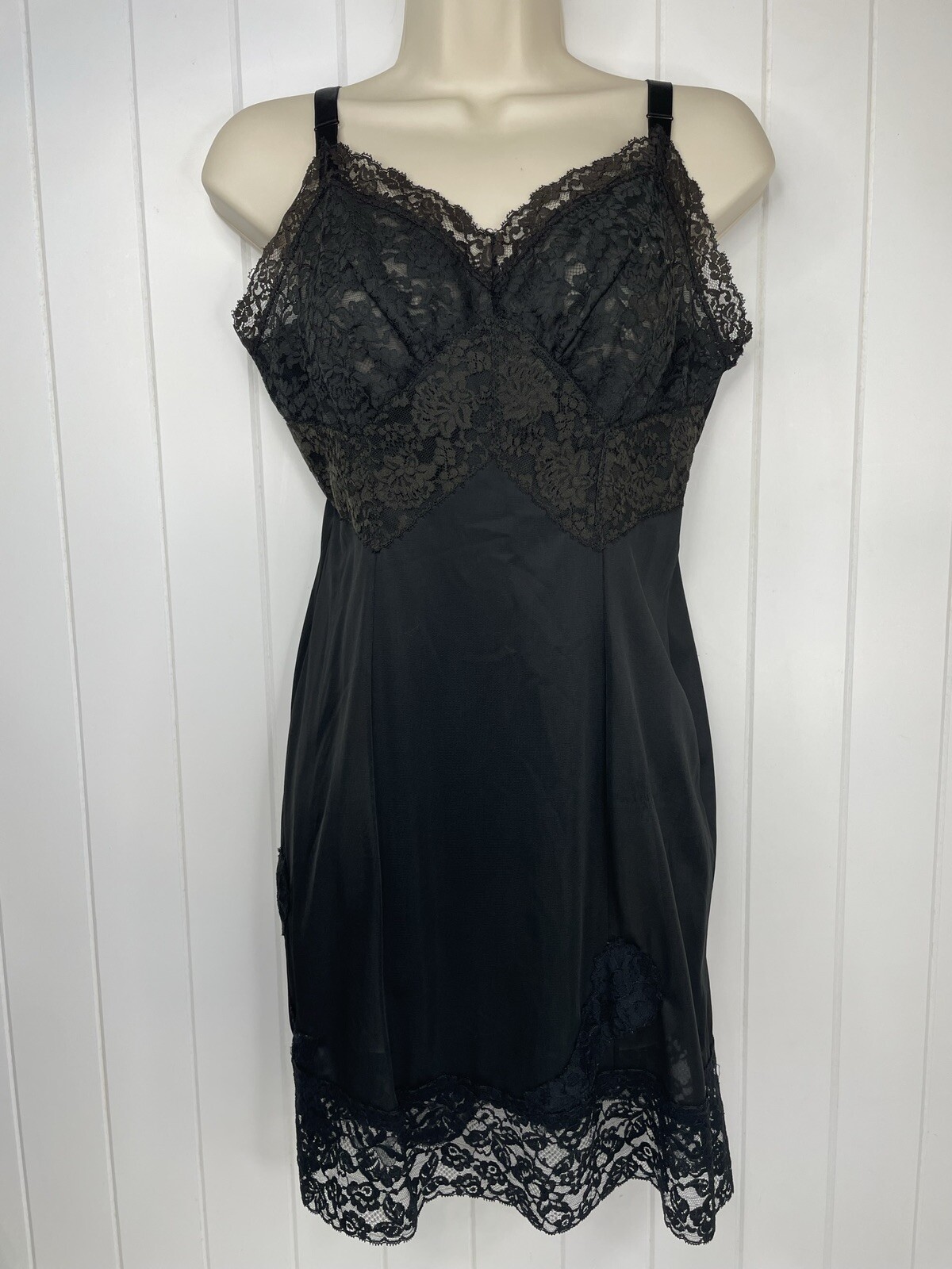 Adonna JCPenney Womens Black Nylon Slip Full Vtg Lingerie Lace Bodice Trim Sz 34
