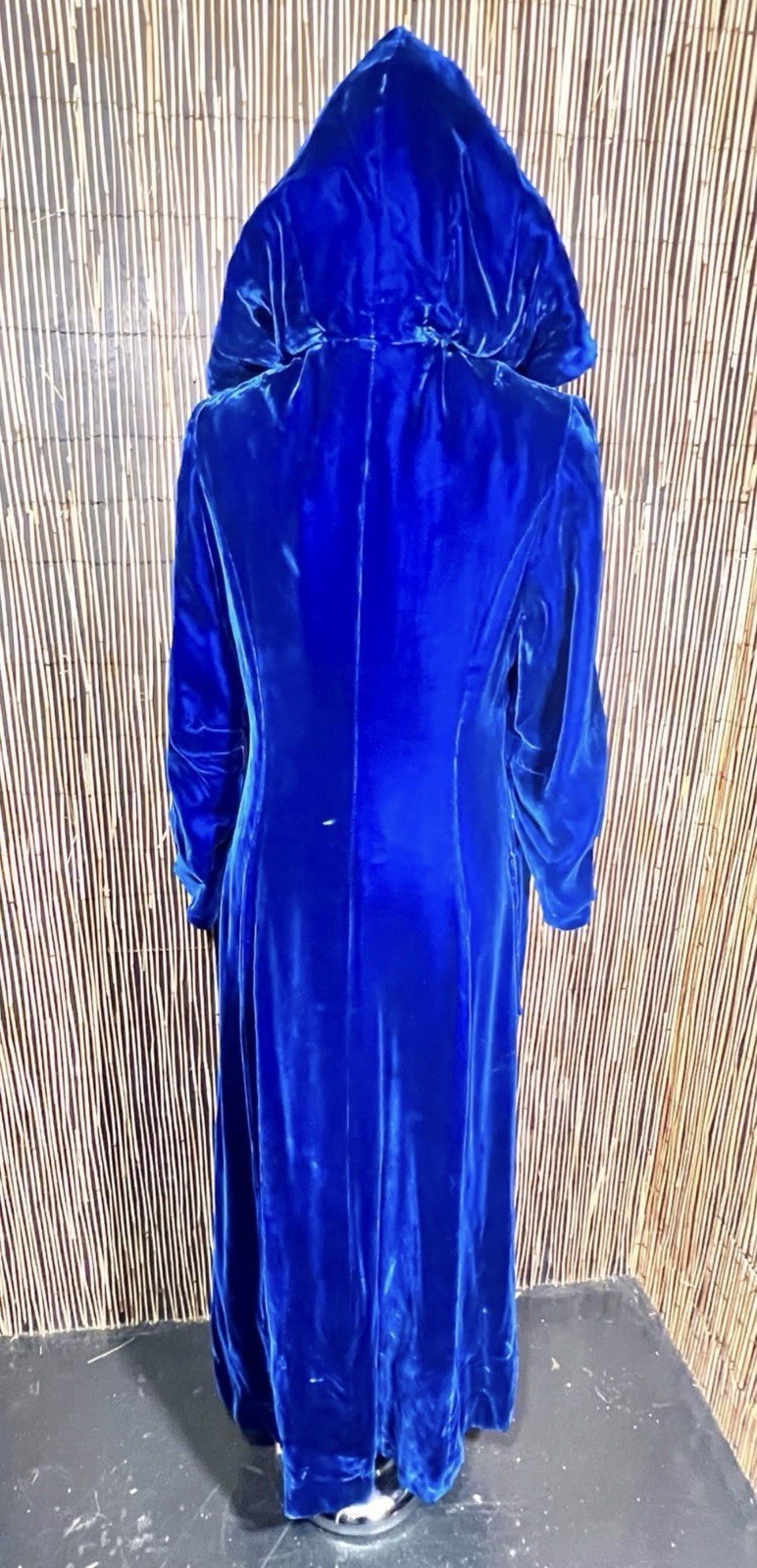 Vintage Bright Royal Blue Velvet Hooded Opera Coat Cape Pin Up Gothic