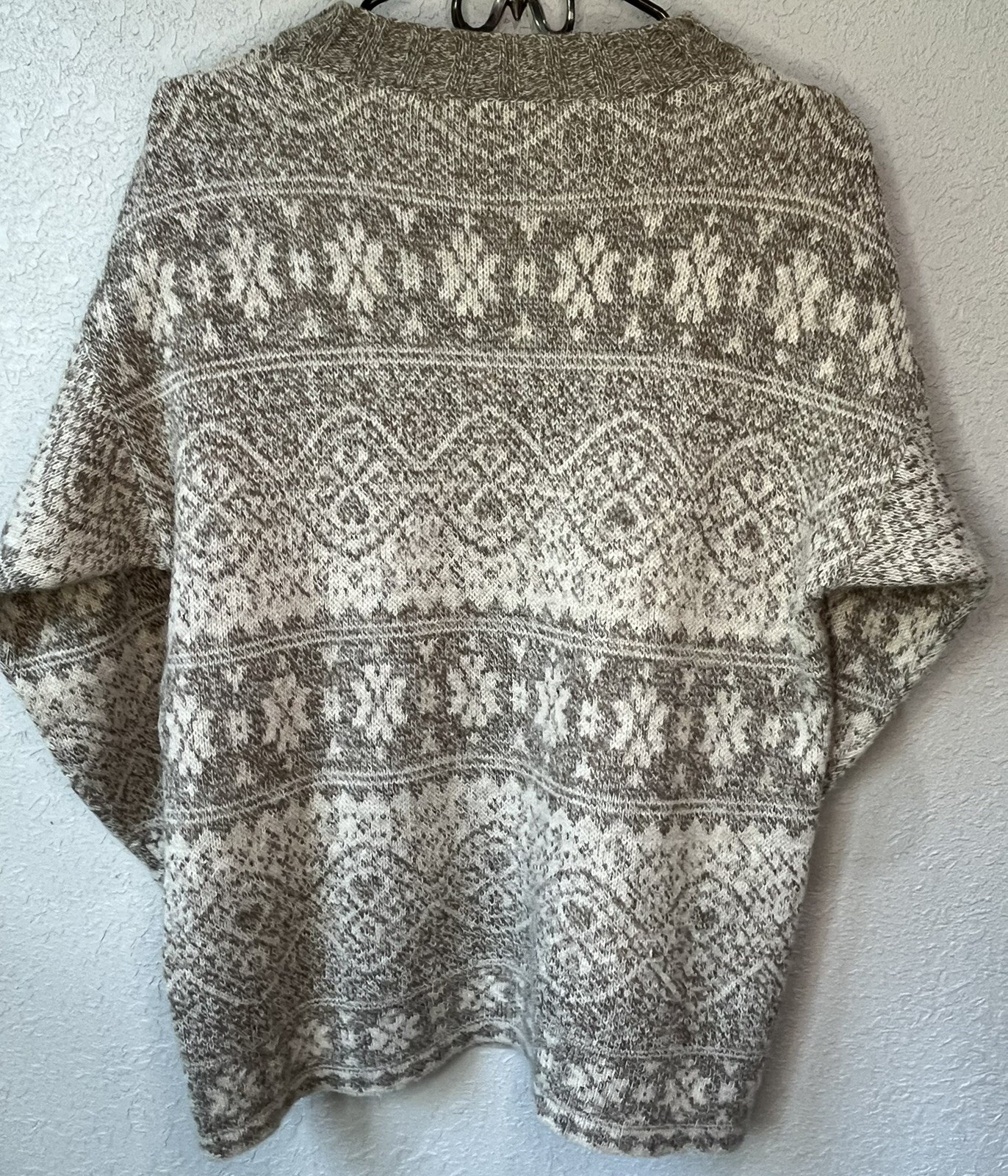 90s Women’s S/M Wool Sweater Beige Tan Teddy Bear Design