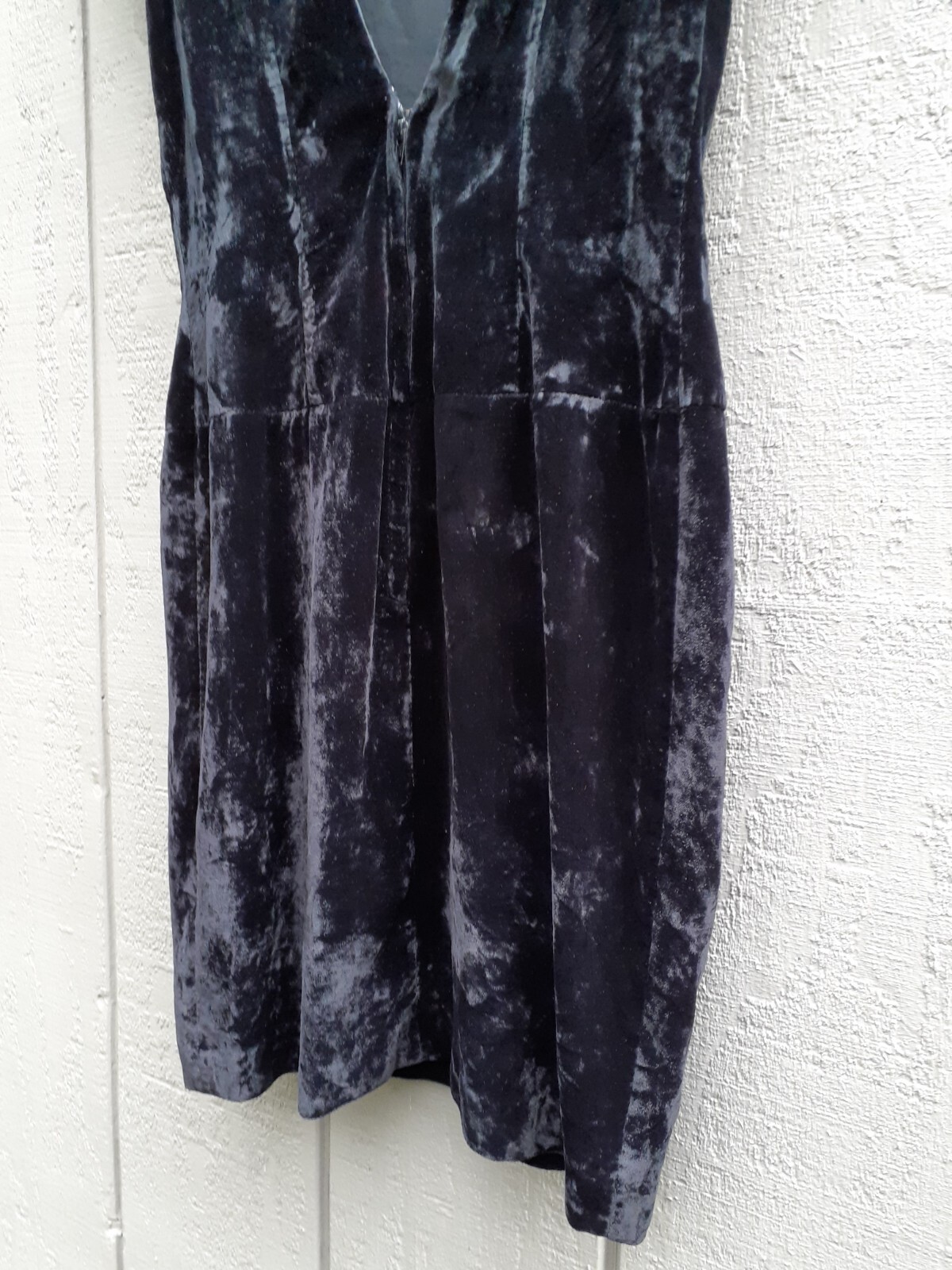 Vtg Nu-Mode Toronto Black Velvet Mini Dress Deep V Back Shoulder Pads XS Ruffled