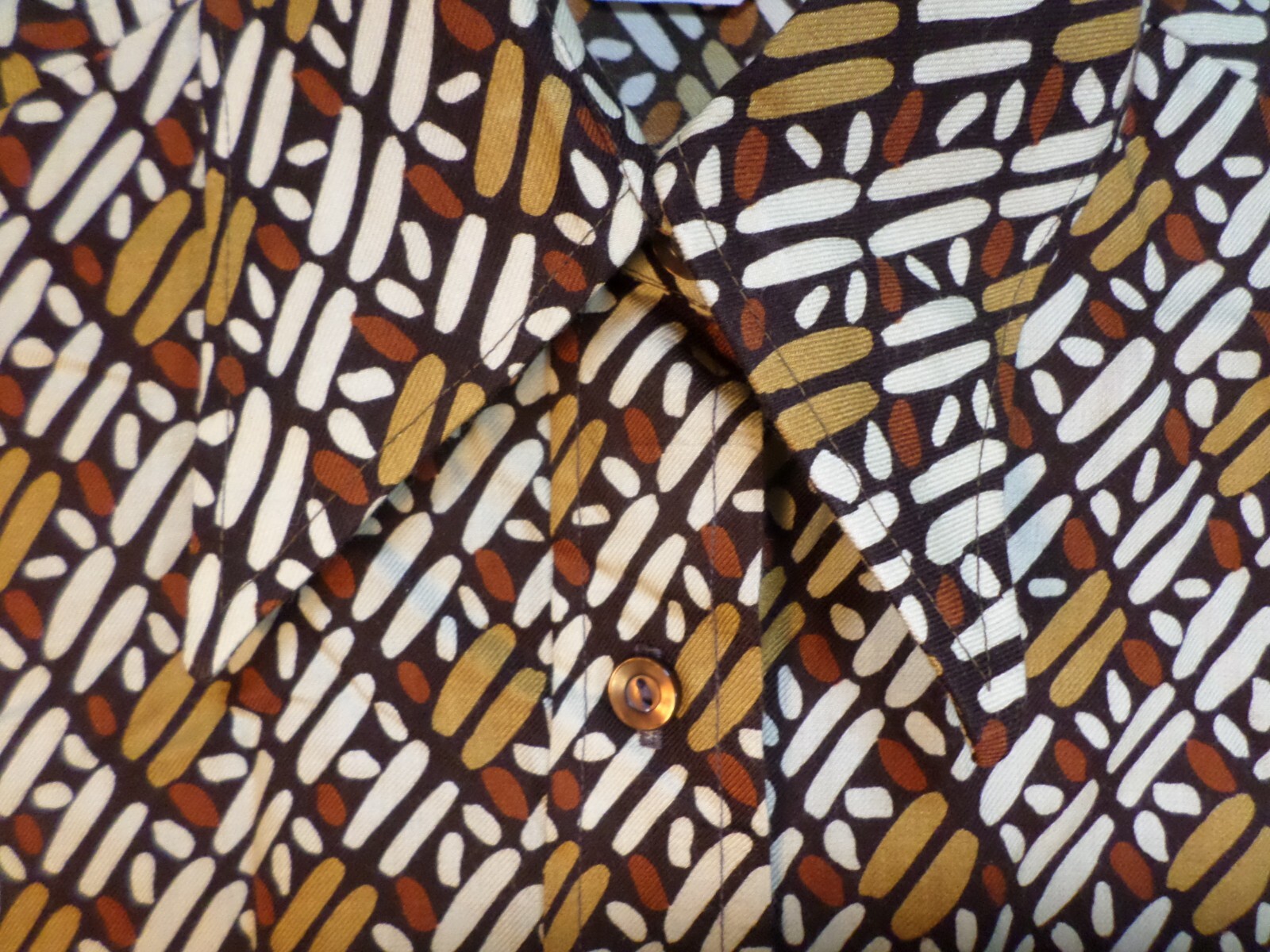 Beautiful Vintage Schnell Sports Women’s Button Up Long Sleeve Multicolor Blouse