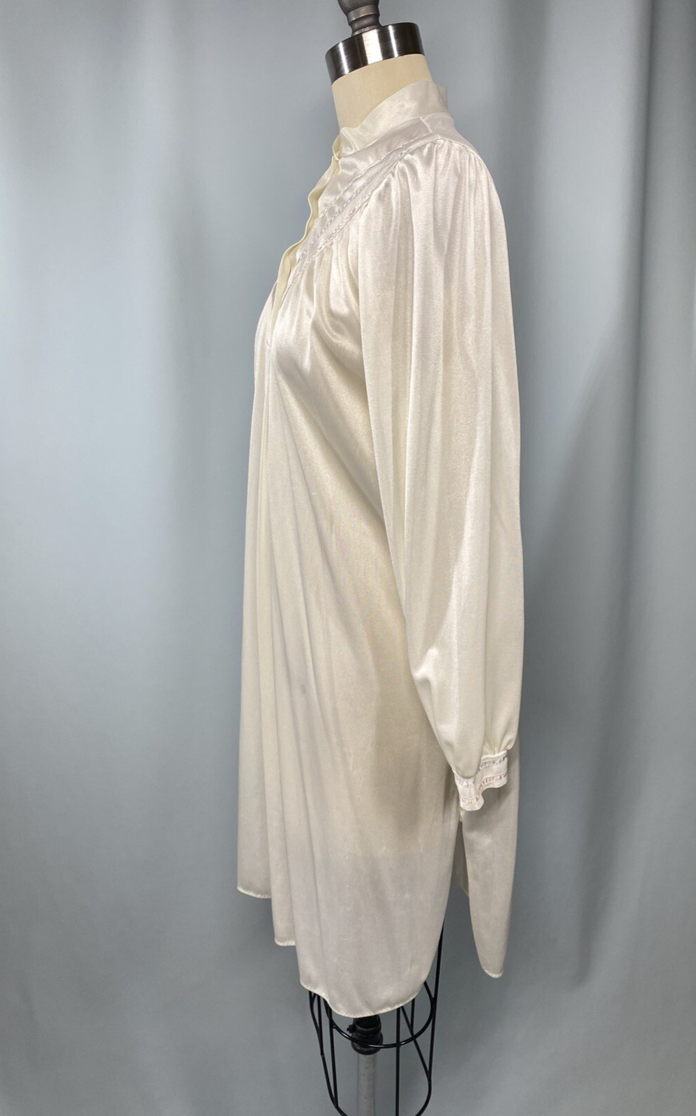 Vintage Nightgown SIZE SMALL white nylon short THE FASHION PLACE SEARS 70s 80s