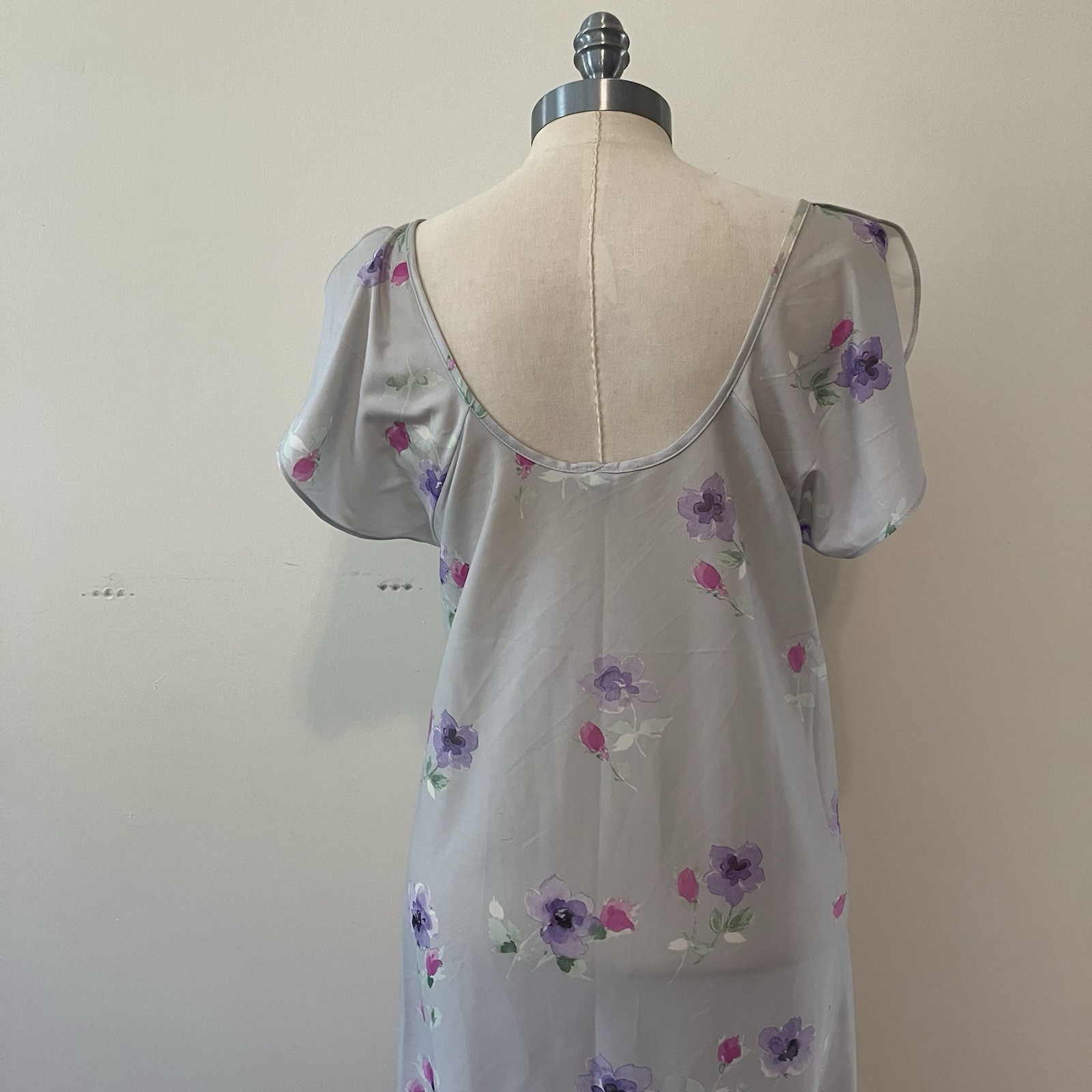VTG Nightgown Long Lilac Purple Floral Flutter Sleeve Fairy Cottagecore Sz. S