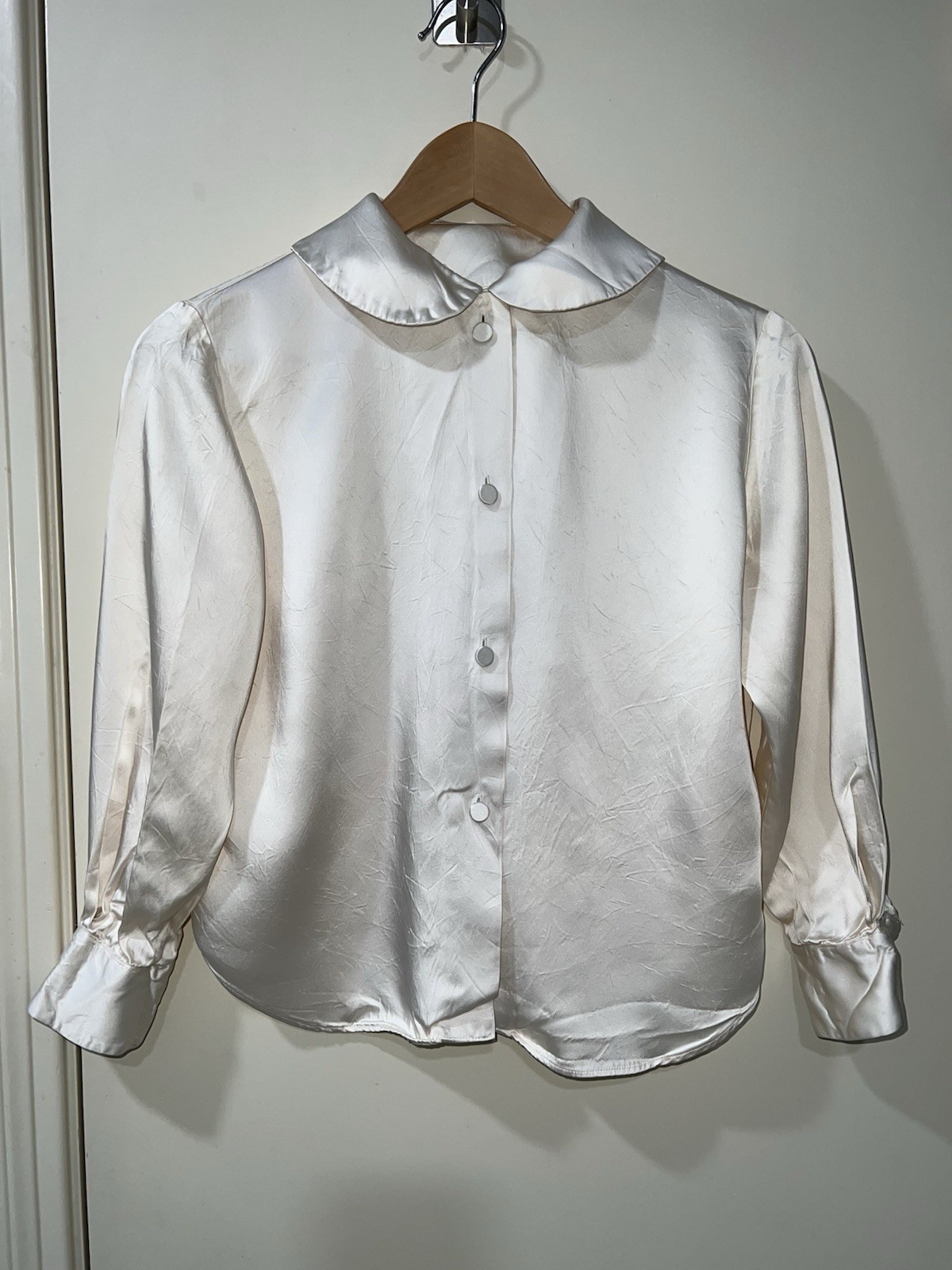 Vintage Ivory Satin Blouse – Majestic 30 – Long Sleeve – Small (Approx.)