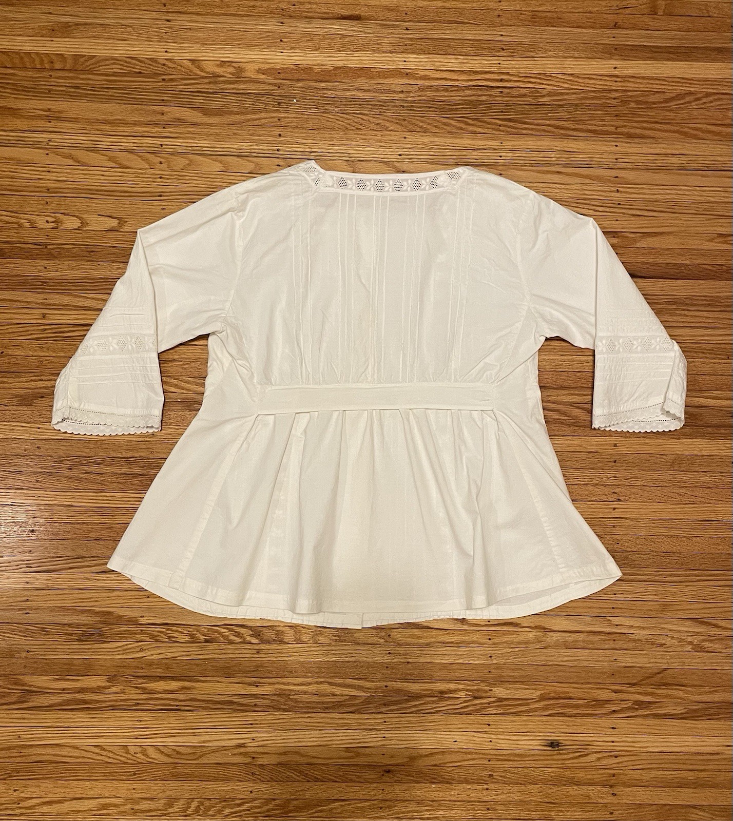 Vintage White Cotton Cut Lace Top Pin-tuck Mother Of Pearl Buttons Sz S/M