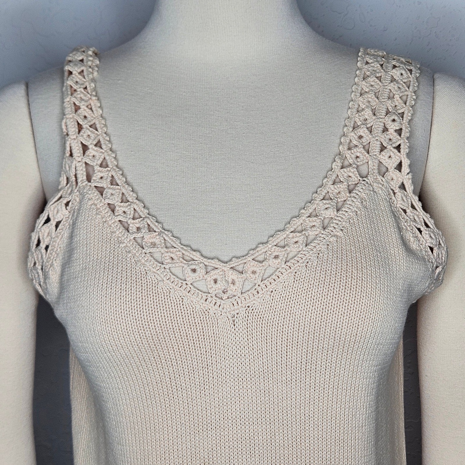 Vintage Magnolia Musk Melon Cotton Knit Tank Top Crochet Trim V-Neck Size M