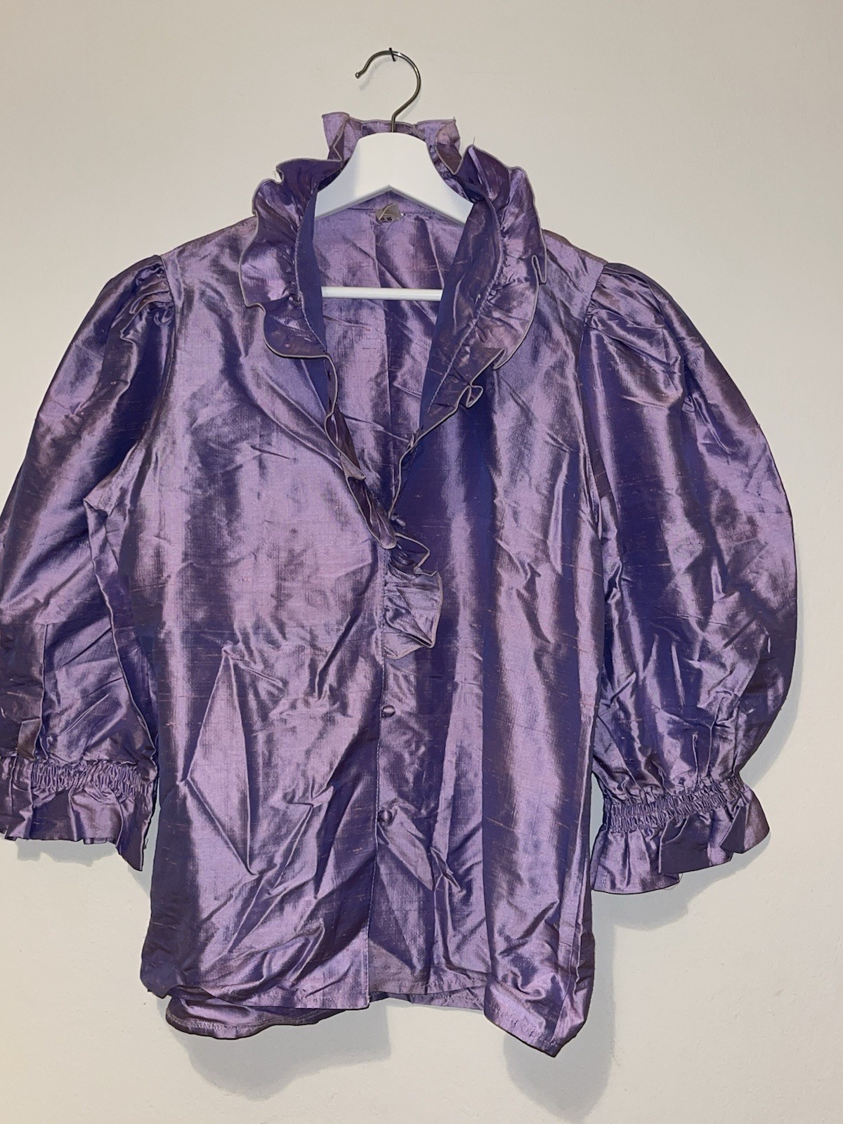 Vintage silk blouse by Krüger / €200NP / – 100% silk – size 38-40