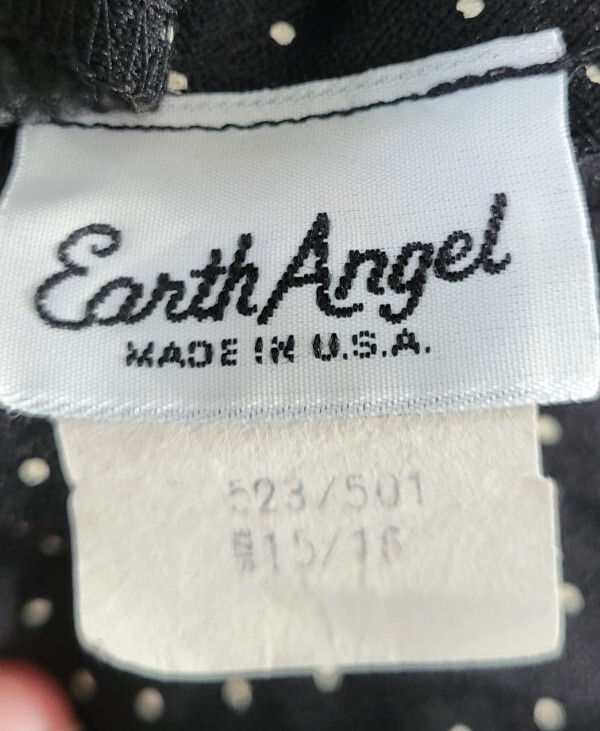 Vtg Earth Angel Dress in Black w Cream Polka Dots/Tie Waist/Pleated Skirt 15/16