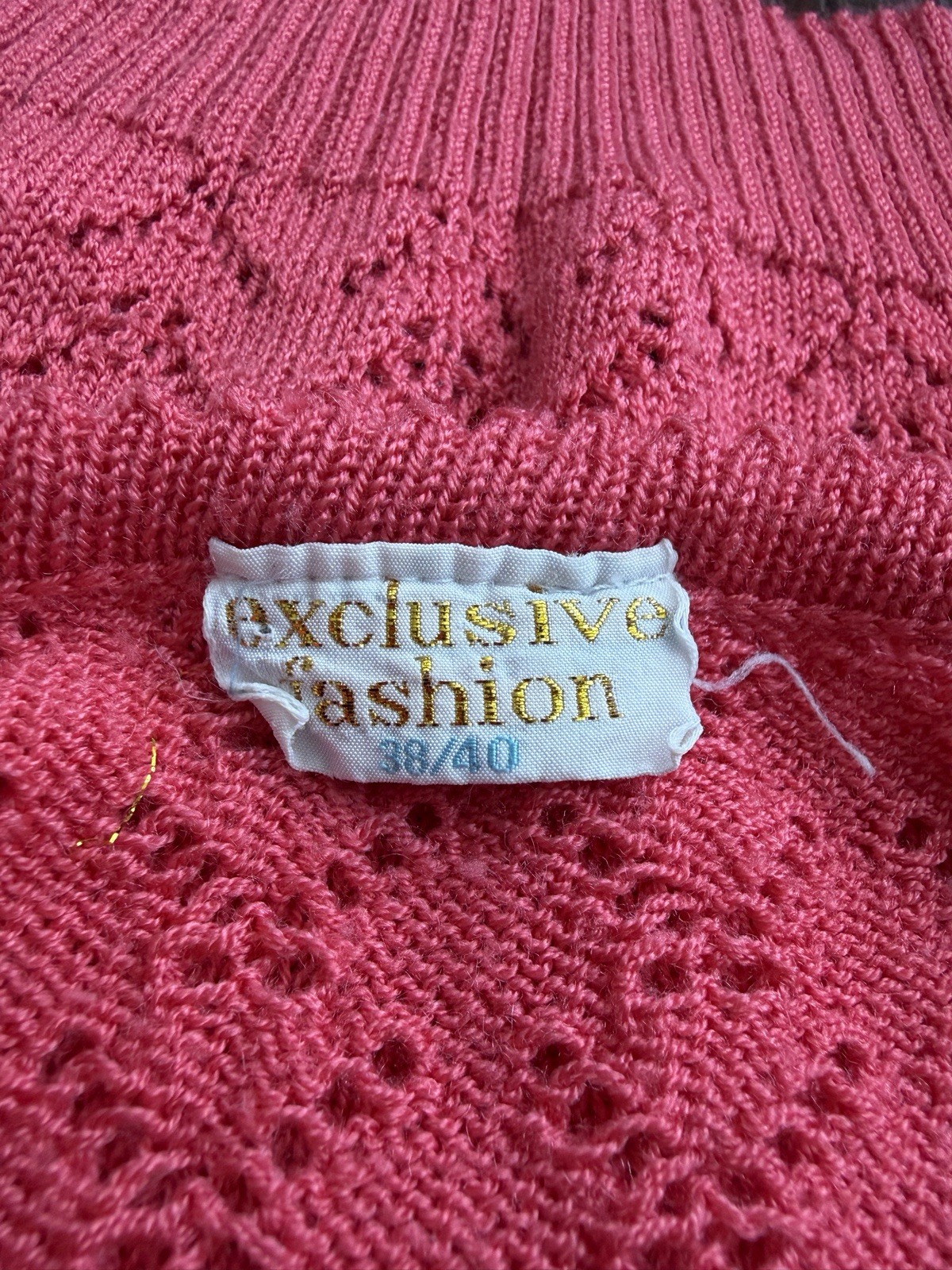 Vintage 70s exclusive fashion cap sleeve open knit pink sweater