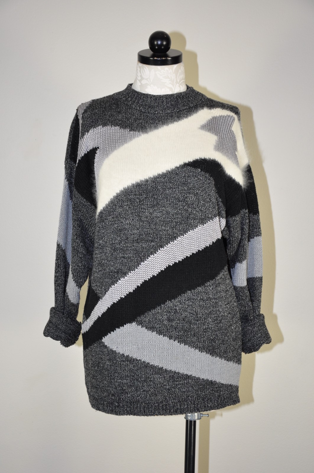 90s Vintage Gray Angora Rayon Colorblock Crewneck Boyfriend Sweater Women M L