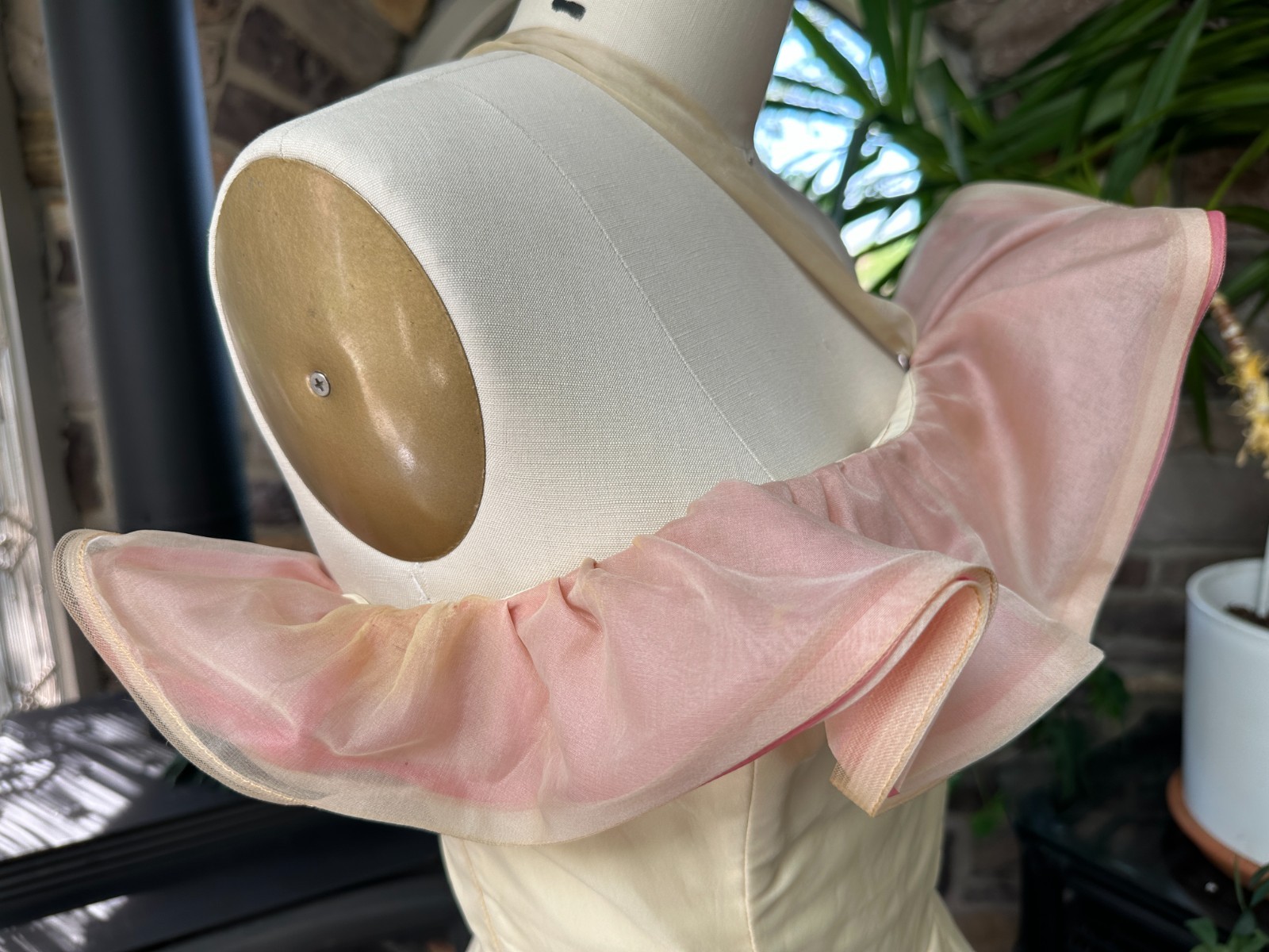 Vintage 1950s Ivory and Pink Silk Organza Off Shoulder Formal Dress Wounded Bird
