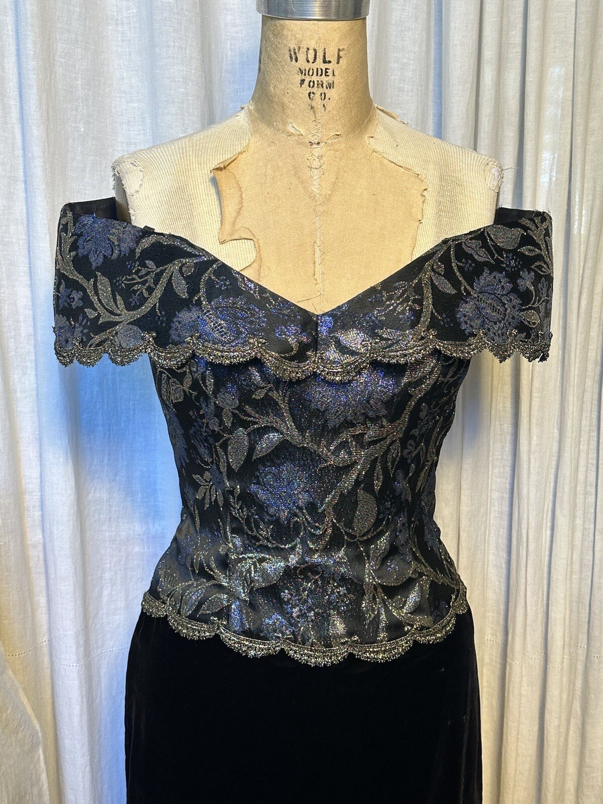 Vintage Scott McClintock Womens Blk velvet /Gold Brocade event Dress Sz S-M used