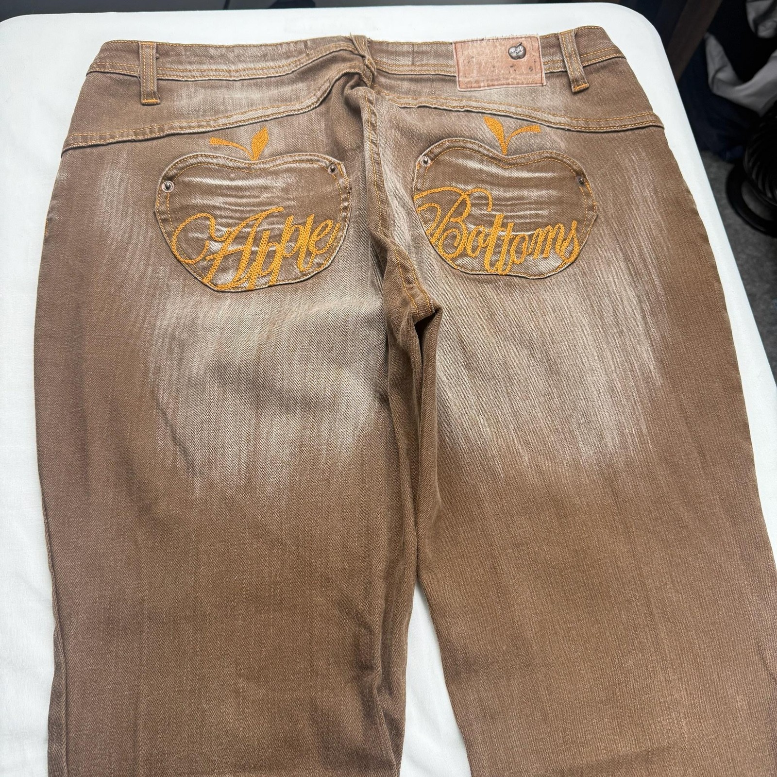 Apple Bottoms Jeans Womens 24/32 Brown Bootcut Embroidered Denim Pants Casual
