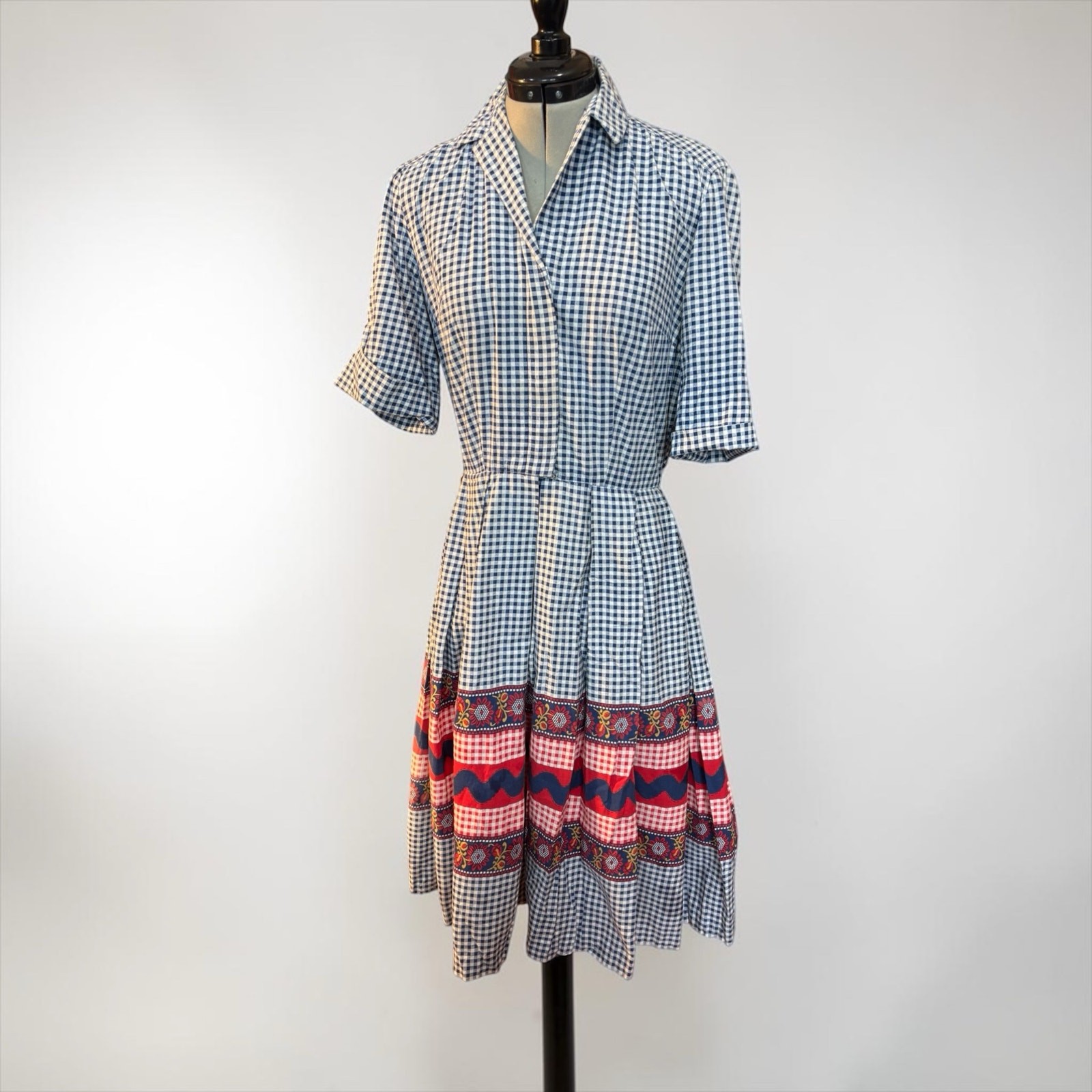 Gingham Shirtwaist Dress Red Border Prairie 70s Cottagecore Fit & Flare USA