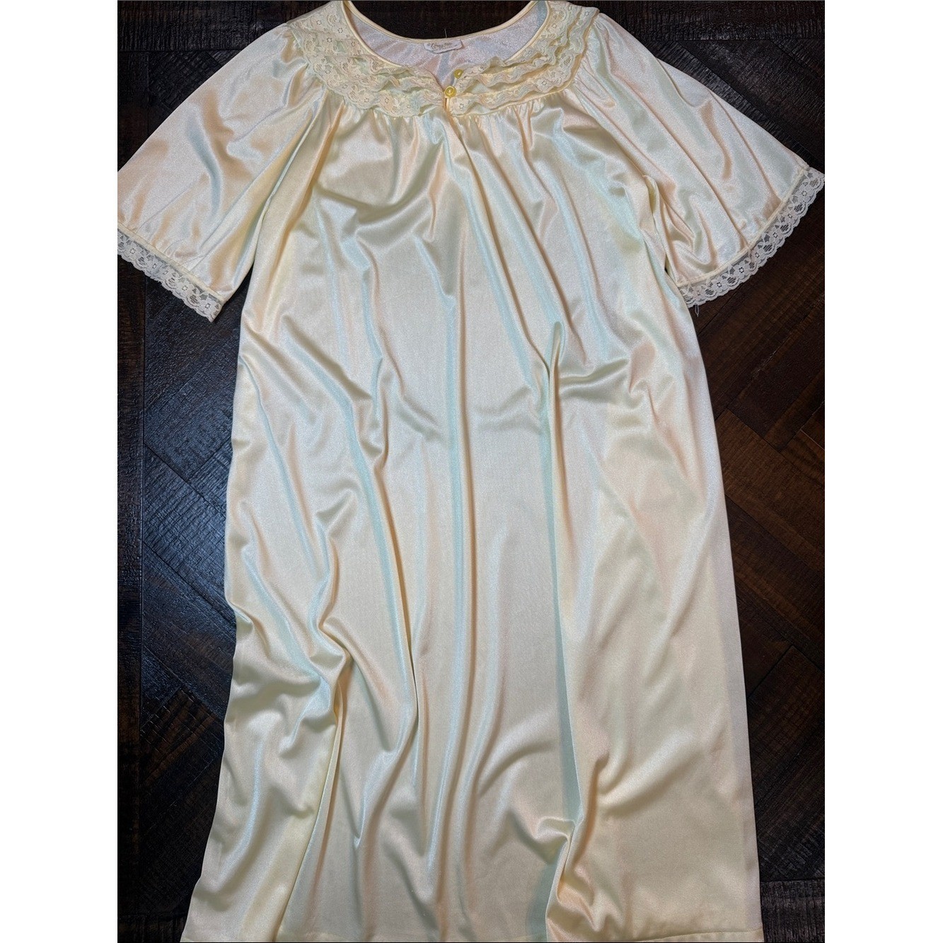 Vintage 80s Gregaro Yellow Nylon Lace Nightgown Cottagecore Grandmacore M