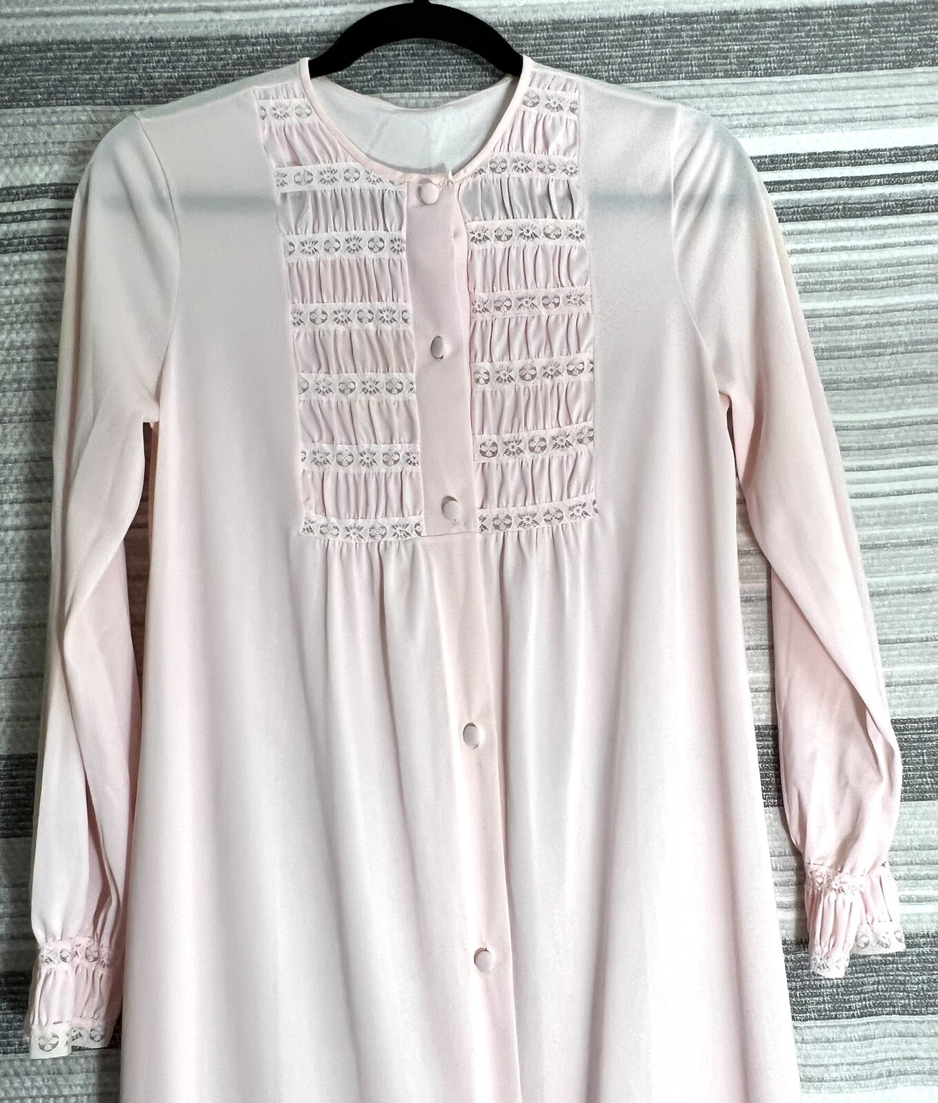 MCM vtg Pink Gossard Artemis Long Robe Embroidered Nightgown petite small